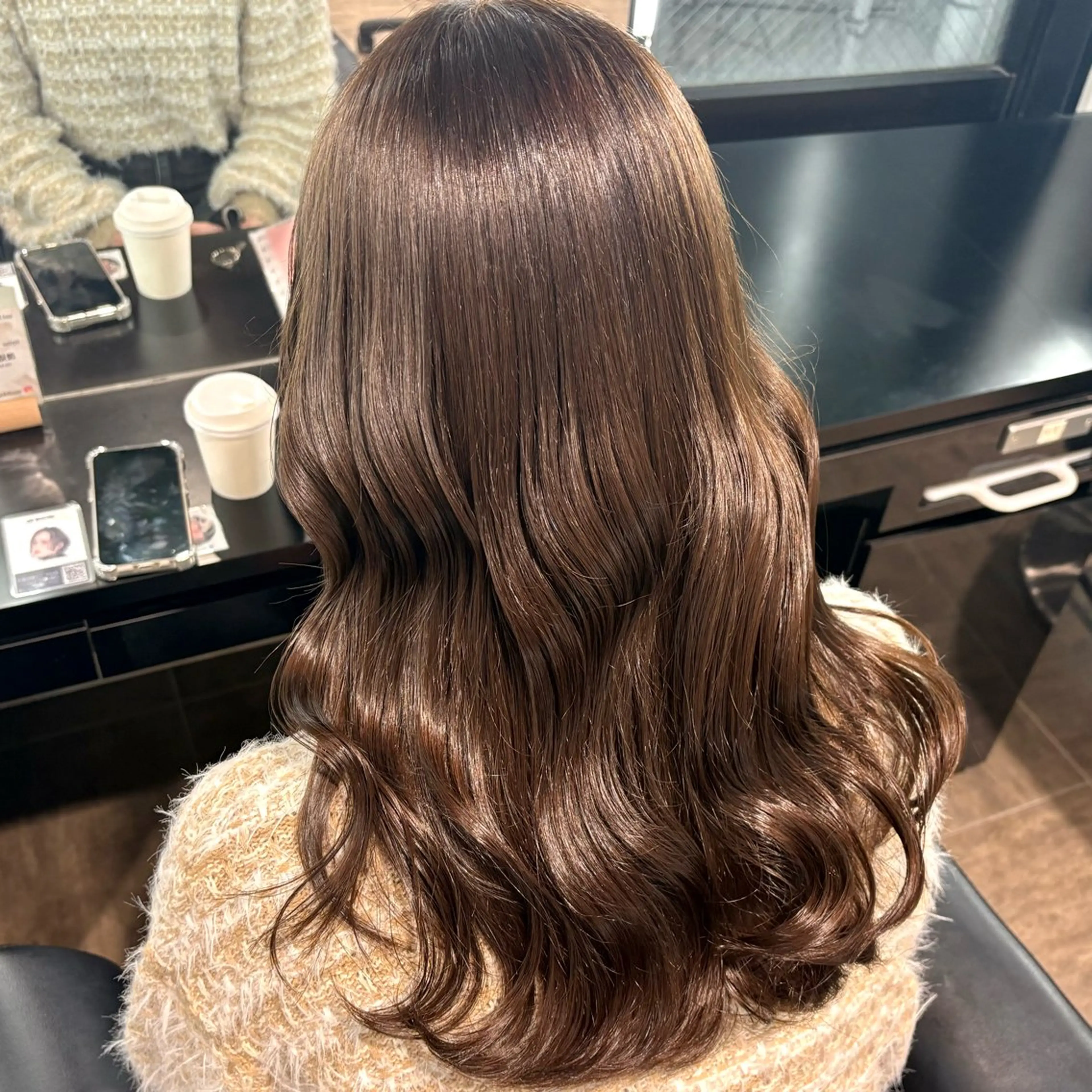 ロング カラー ブリーチ ブラウンカラー ダブルカラー モカブラウン ブリーチなしカラー カット ヘアカラー トリートメント 🤍愛されヘア⌇ 𝐑 𝐈 𝐎🤍のヘアスタイル