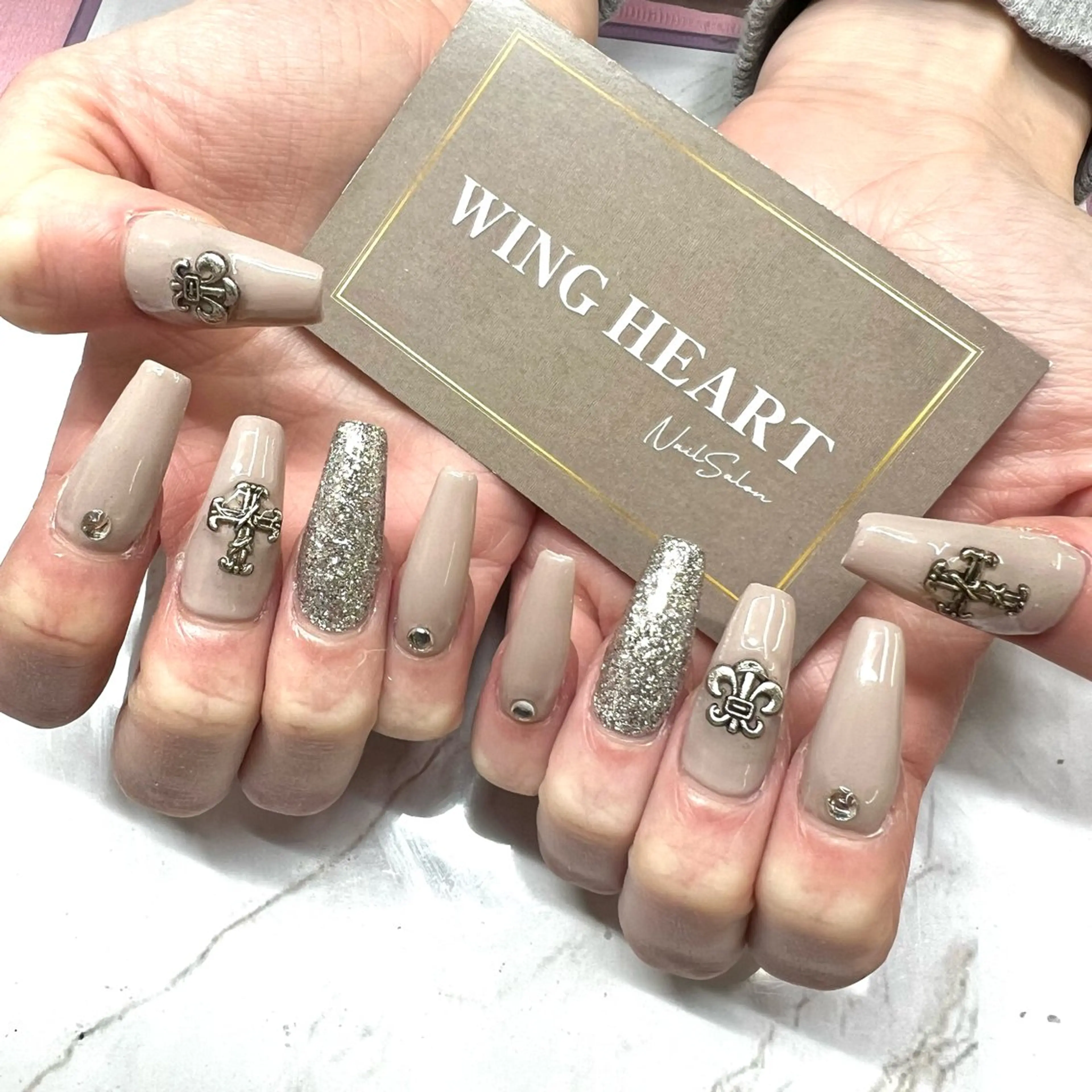 ネイル I. AYUMIのネイルデザイン