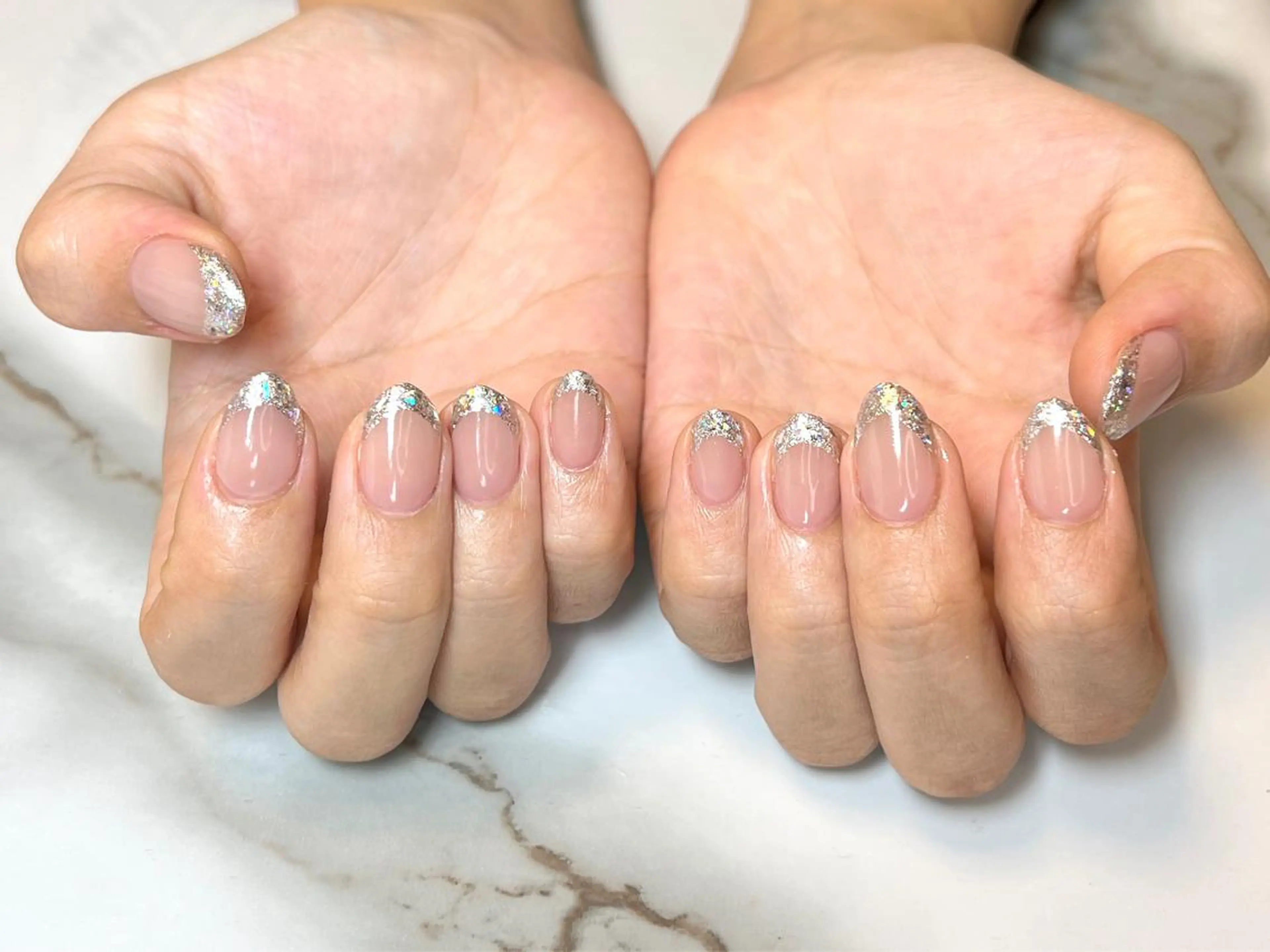 セミロング ネイリスト シンのネイルデザイン