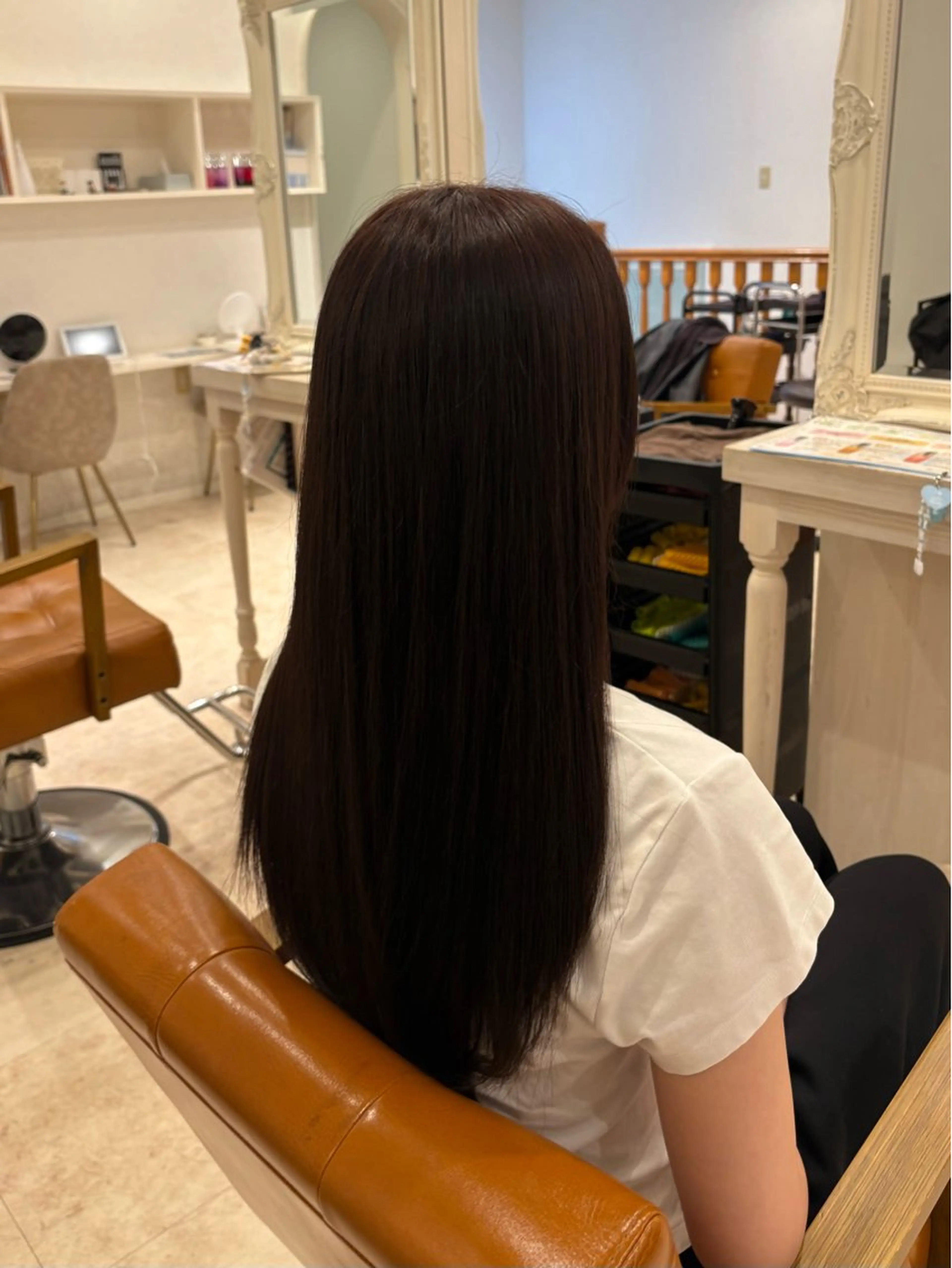 ロング カラー ブリーチ ブリーチなしカラー 岩崎 玲花のヘアスタイル