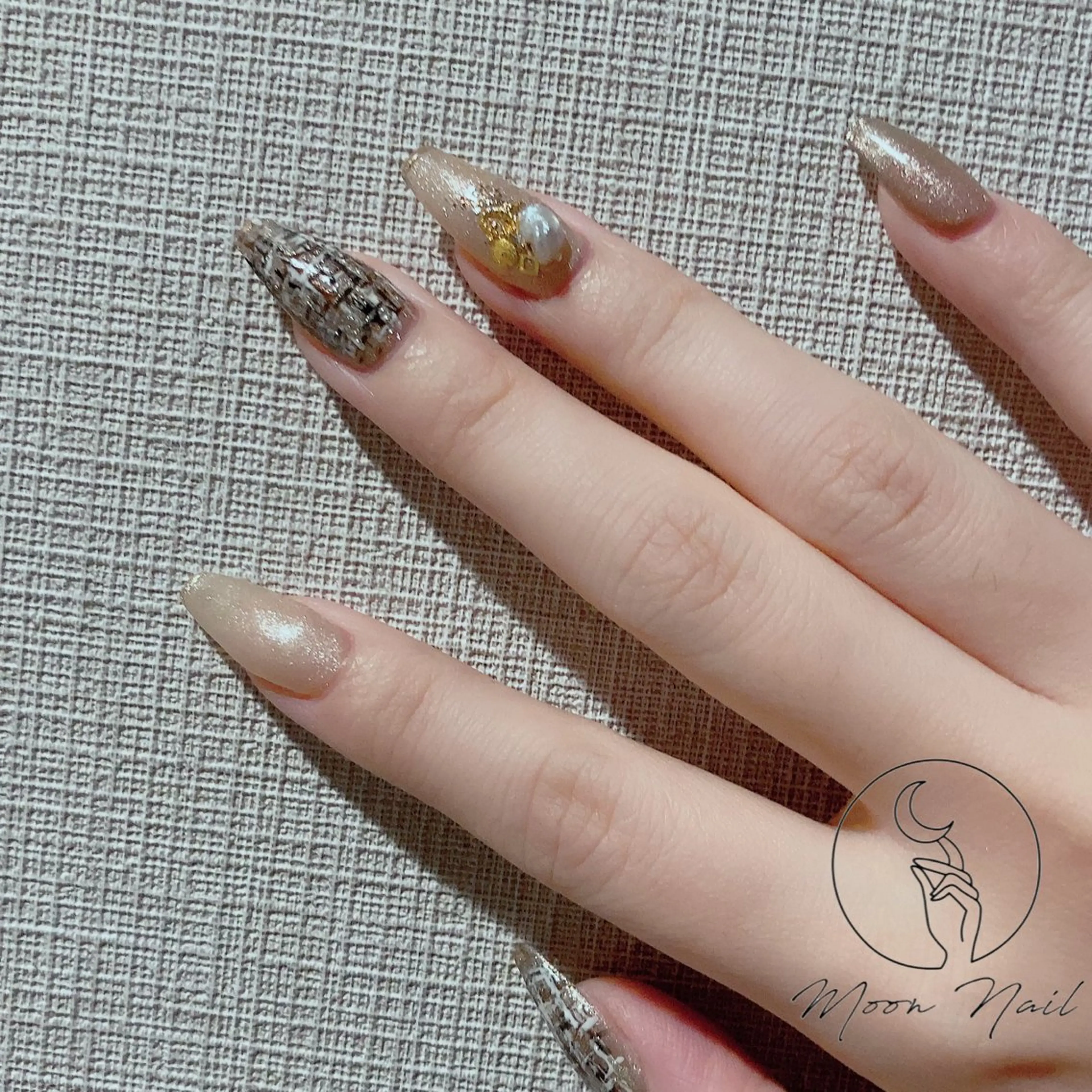 ネイル Moon  Nail /栄　大須のネイルデザイン