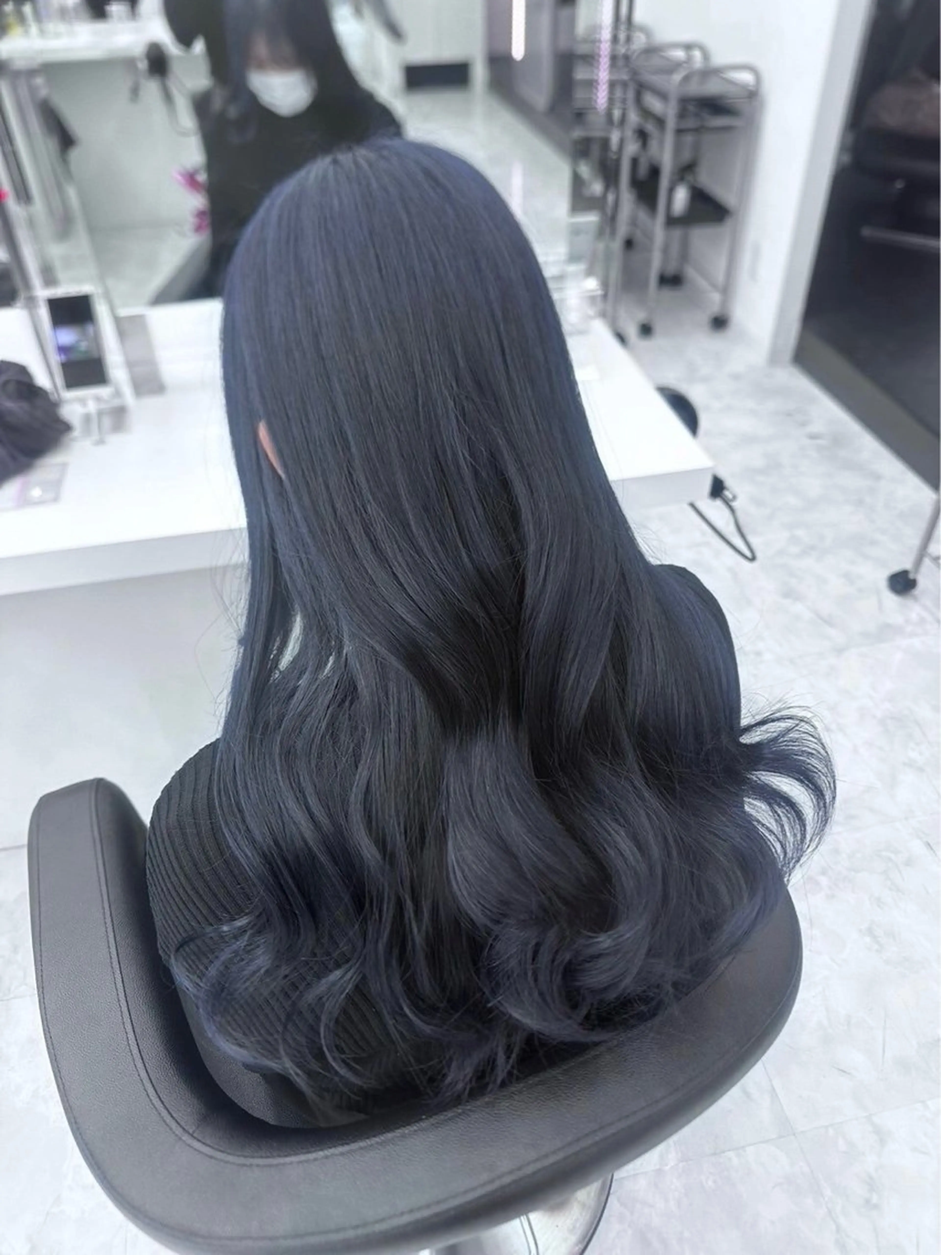 ロング カラー ヘアカラー トリートメント 暗髪艶カラー🐺🫐 ユウマ⛓️のヘアスタイル