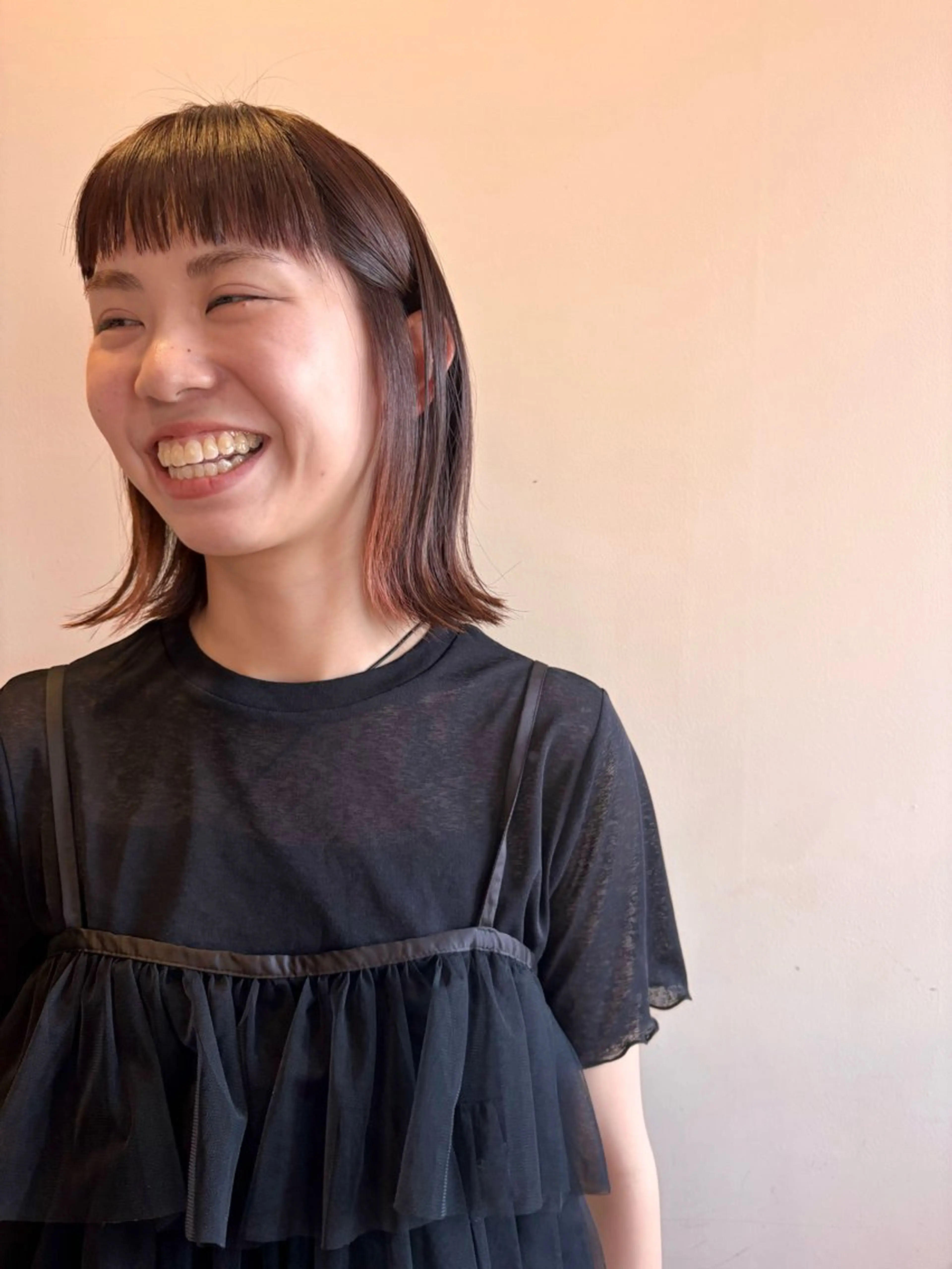 カラー 斎藤 夏美のヘアスタイル