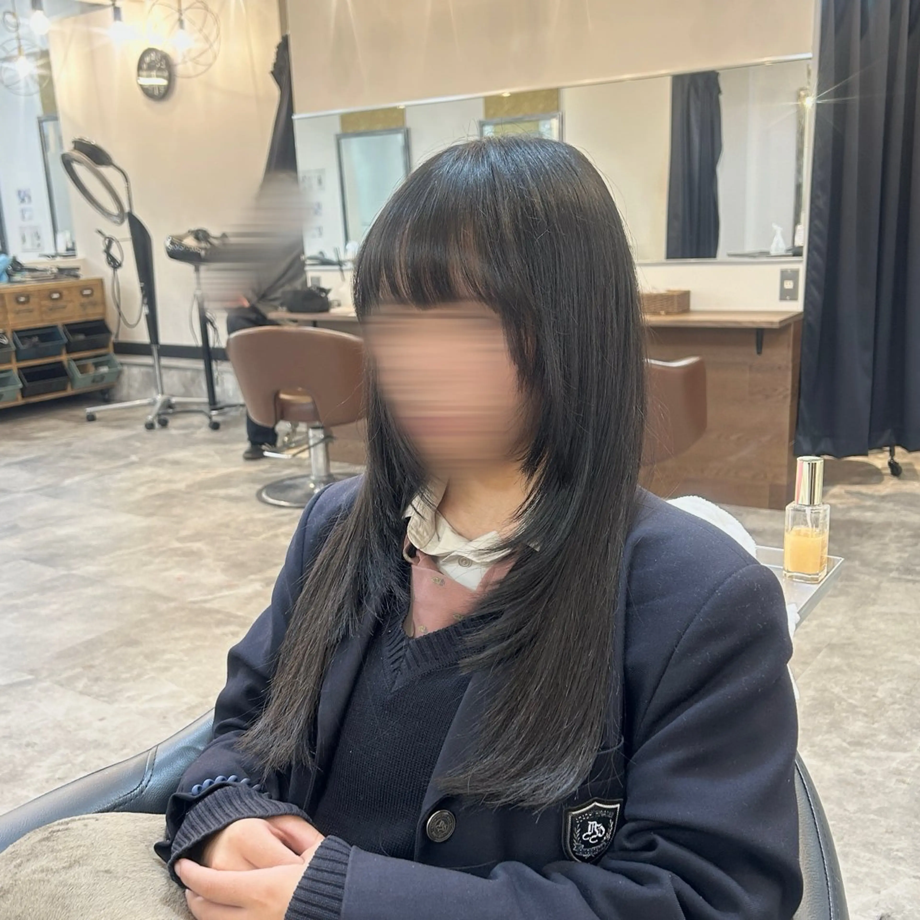 ロング 顔まわりレイヤー 顔周りカット レイヤーカット ロング ✂️カットモデル 無料🫧ミユウ🫧のヘアスタイル