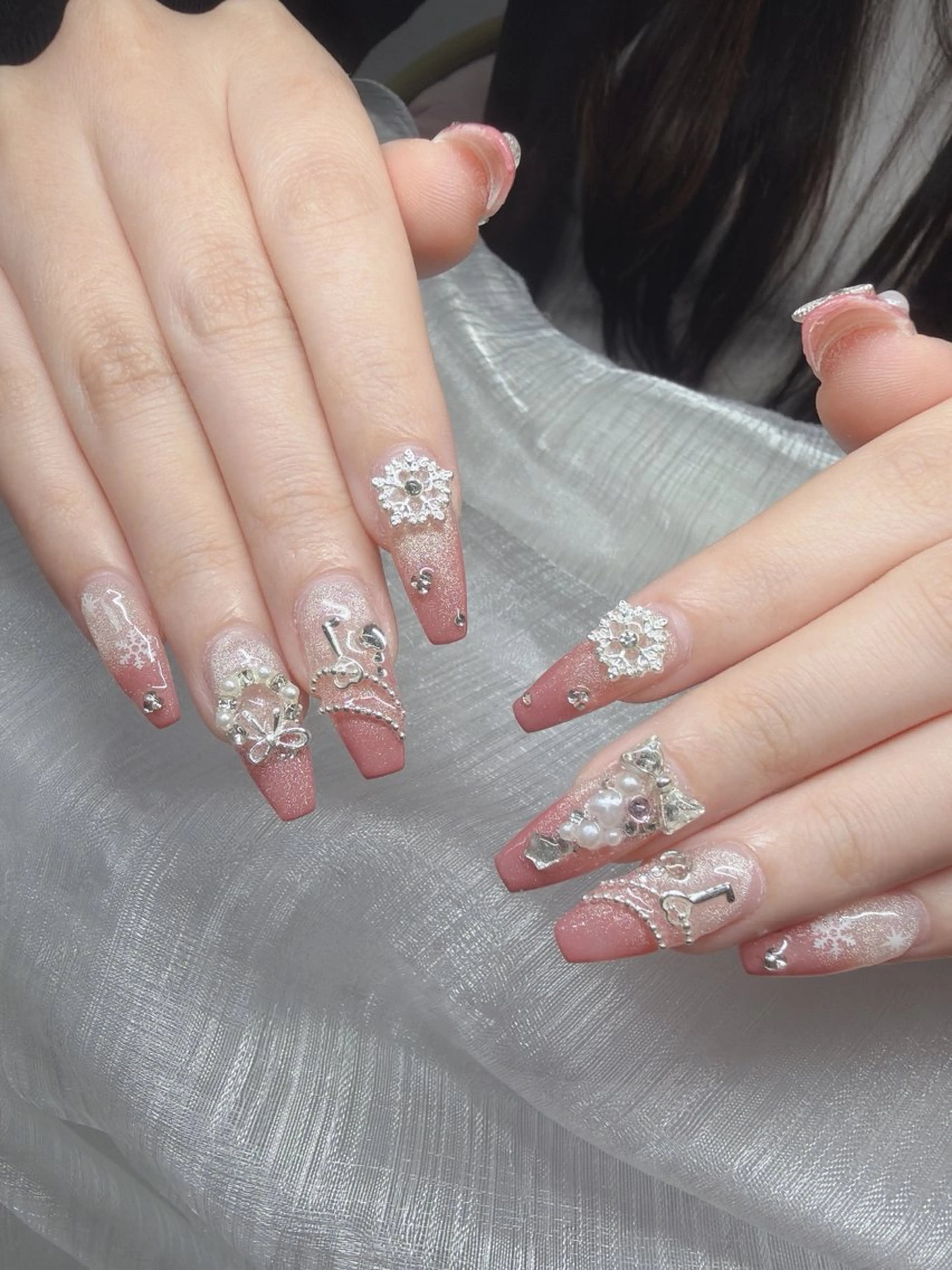 ネイル ハンドネイル Lee Nailsのネイルデザイン