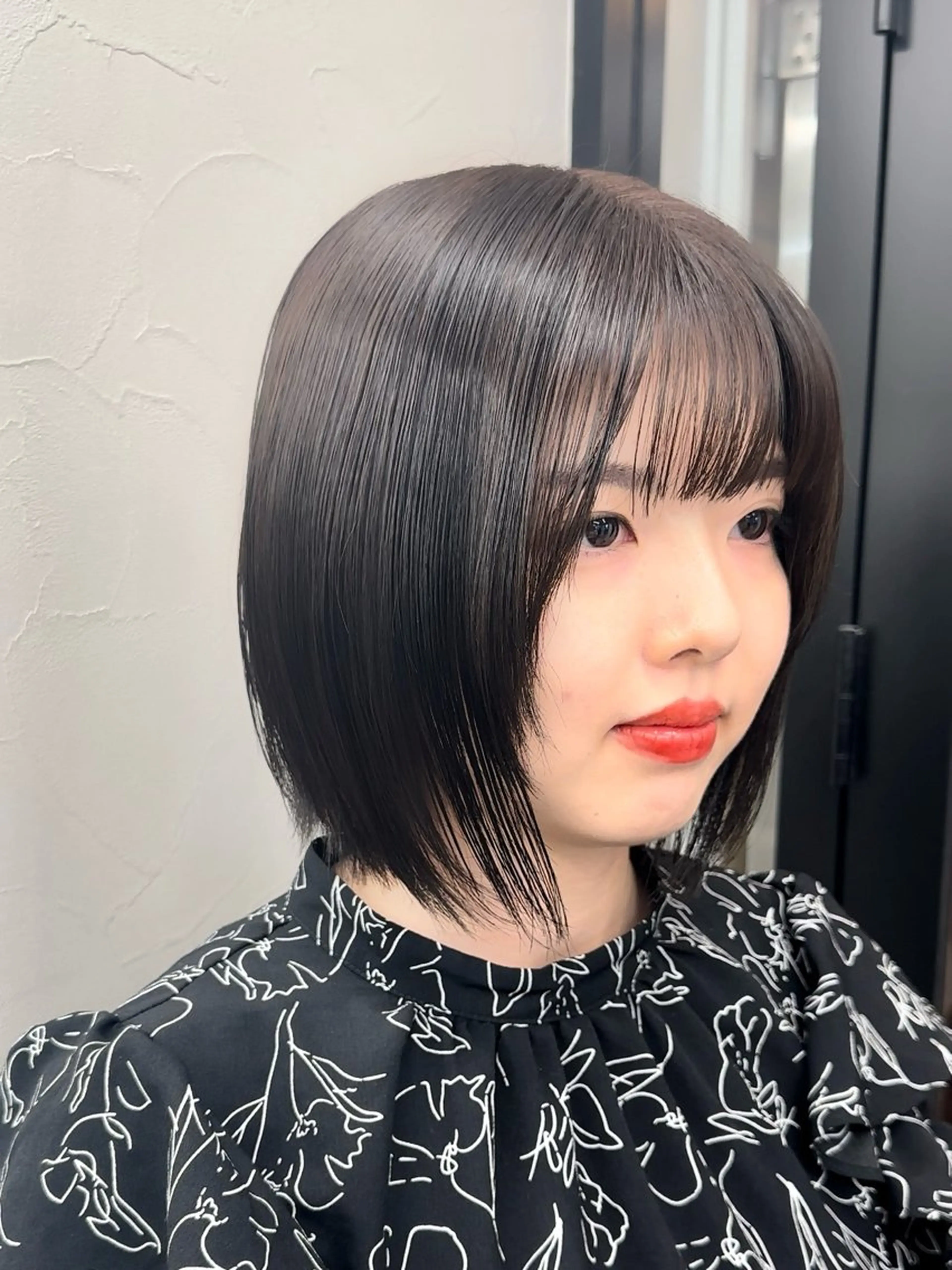 ミディアム カラー ミディアムパーマ ブリーチ ブラウンカラー ケアブリーチ 透明感カラー カット ヘアカラー トリートメント 髪質改善/レイヤー/ 艶髪🎀ayaneのヘアスタイル