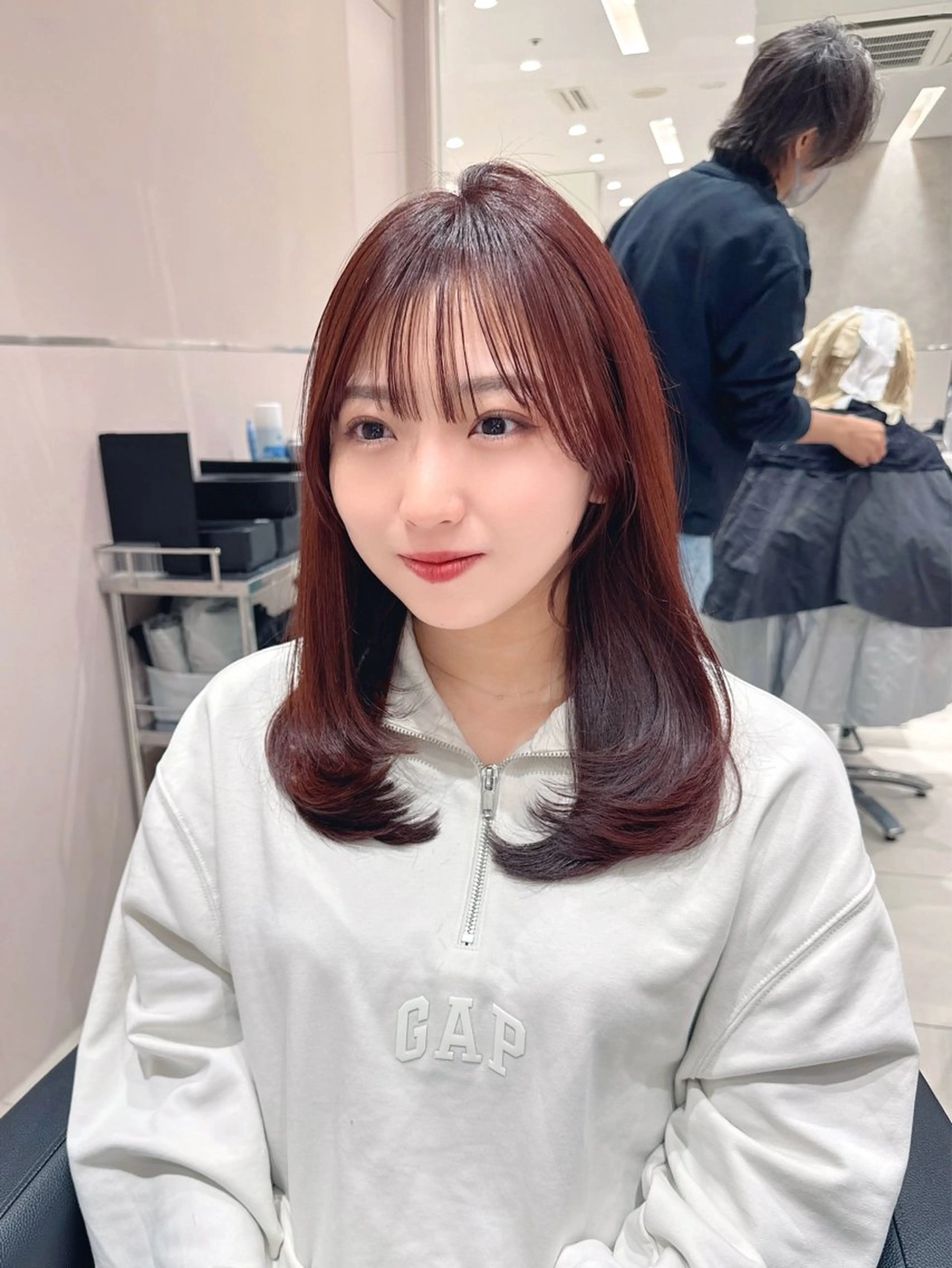 ミディアム カラー カット ヘアカラー トリートメント ヘッドスパ ヘアセット 韓国ヘア/レイヤー/ 顔まわり/りょーとのヘアスタイル