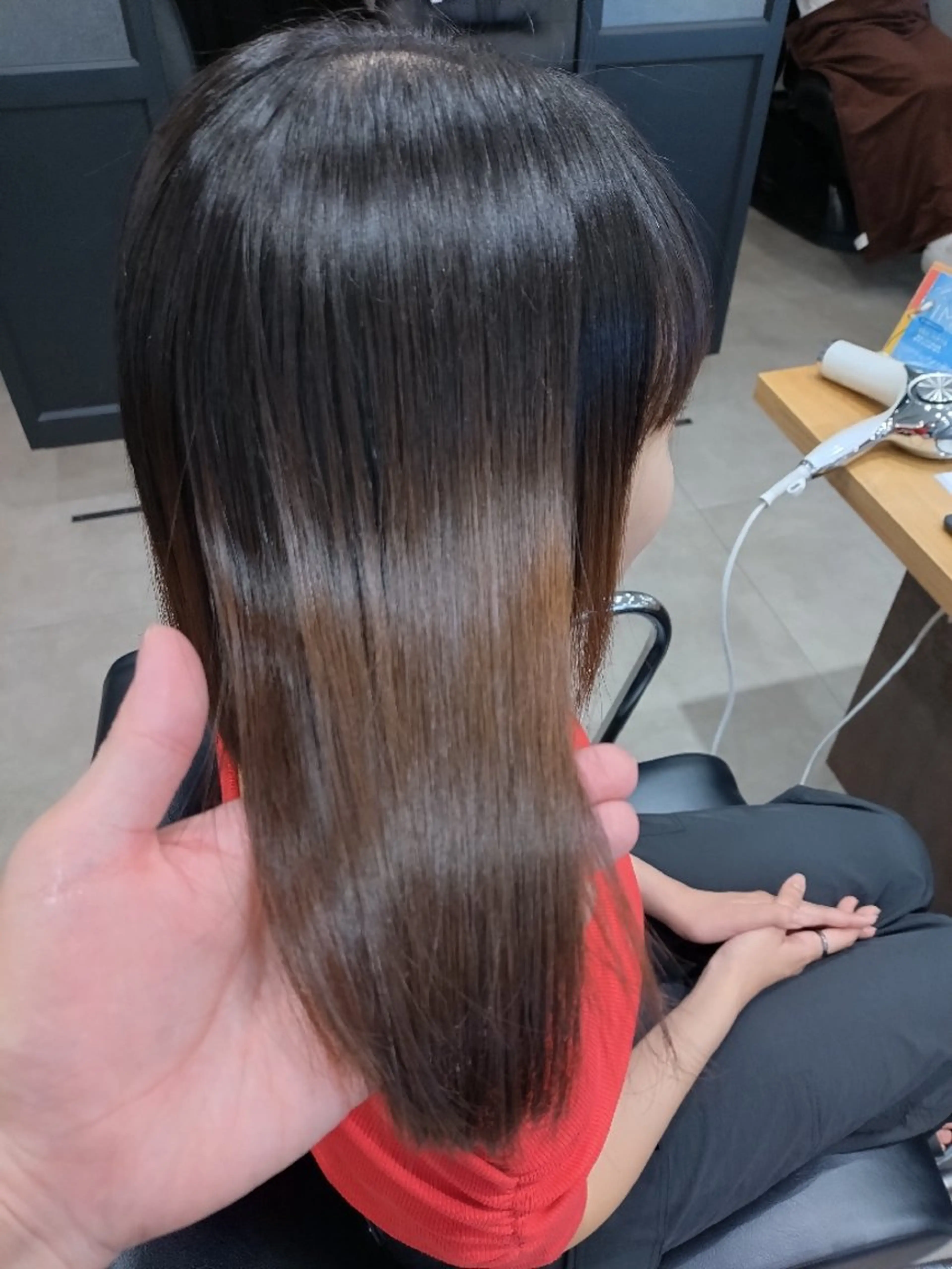 ミディアム 切りっぱなしボブ ボブ 髪質改善 ブランシェ小幡駅前店 永薗　光司のヘアスタイル