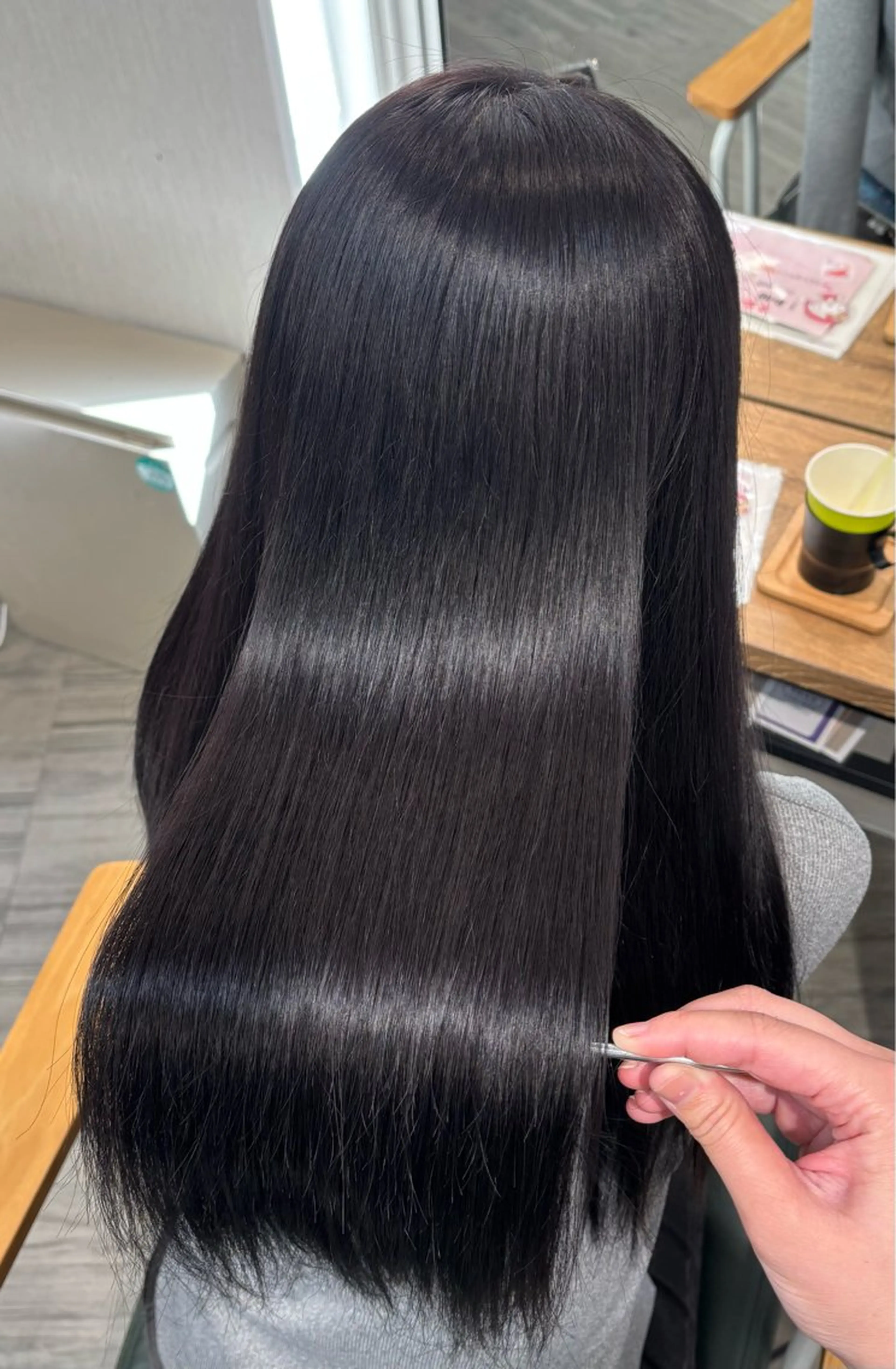 ロング カット ヘアカラー 艶カラー/ 透明感カラー/AOIのヘアスタイル