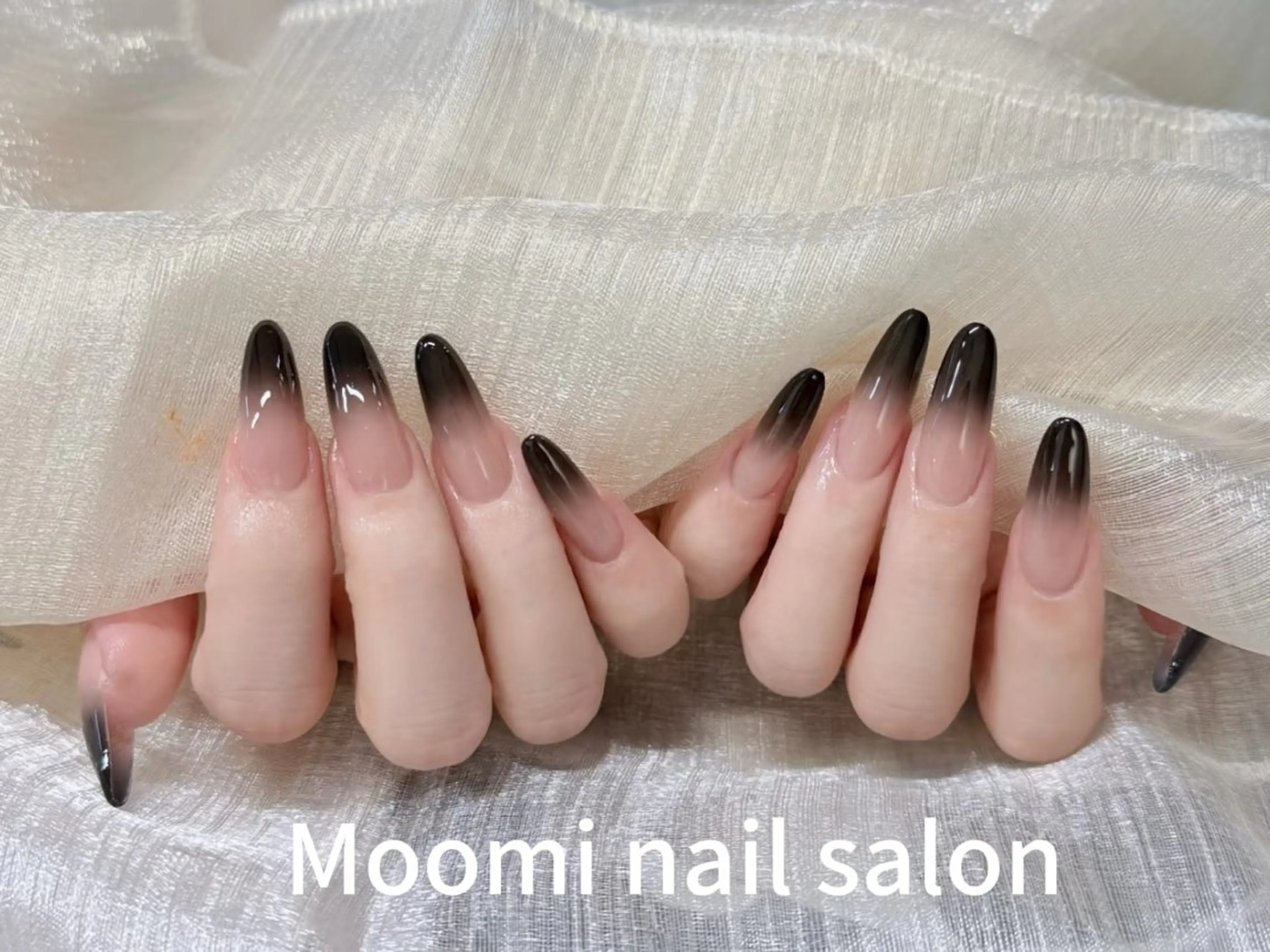 ロング ハンドネイル Moomi あずりのネイルデザイン