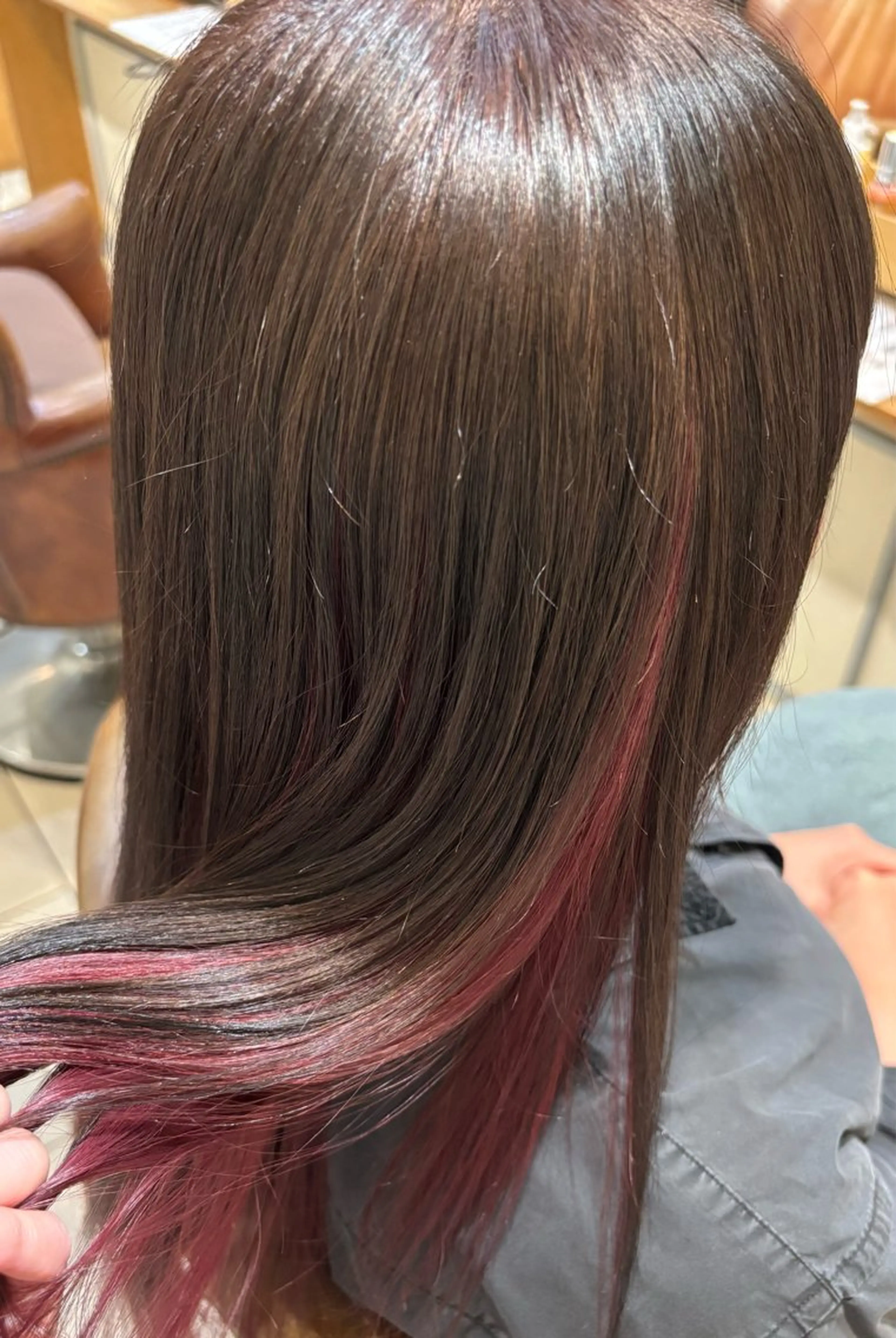 ロング カラー 黒髪 デザインカラー ピンクカラー 古屋 澪　艶髪カラー✨のヘアスタイル