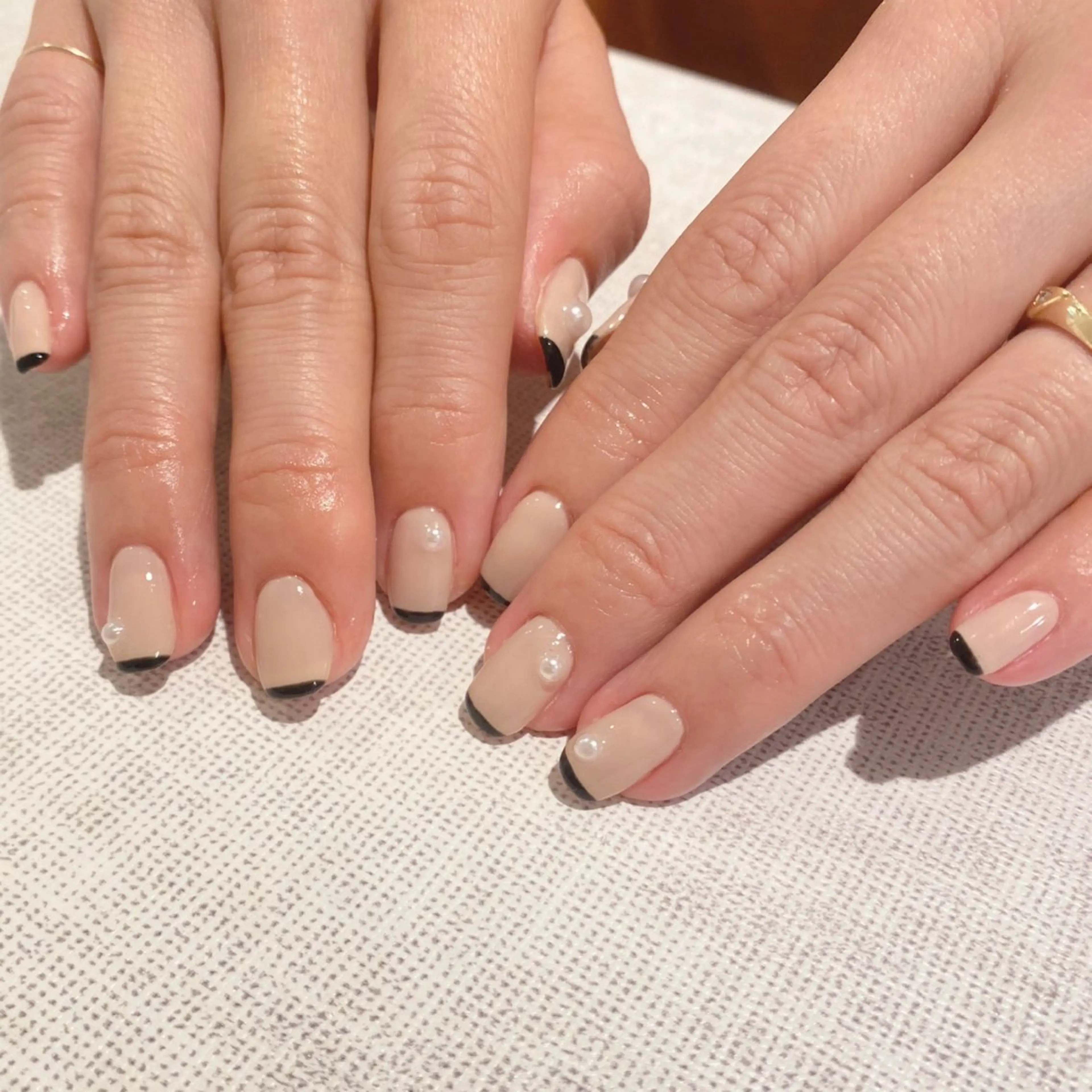 ネイル LITMUS HAIR SALON所属・末吉 結衣の眉毛・アイブロウイメージ