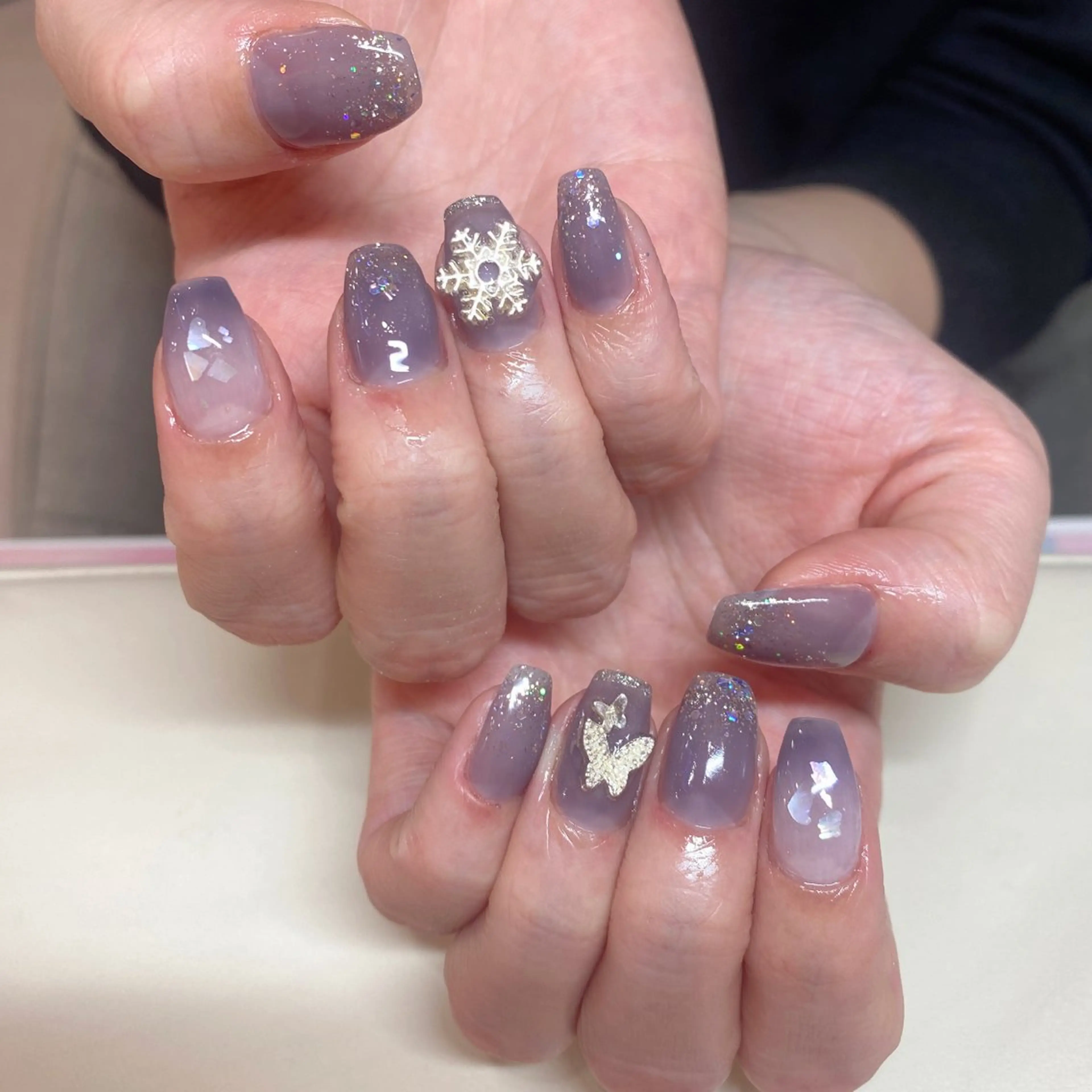 ネイル ハンドネイル ハンドケア ネイル＆アイラッシュ ∩_∩アオイのネイルデザイン