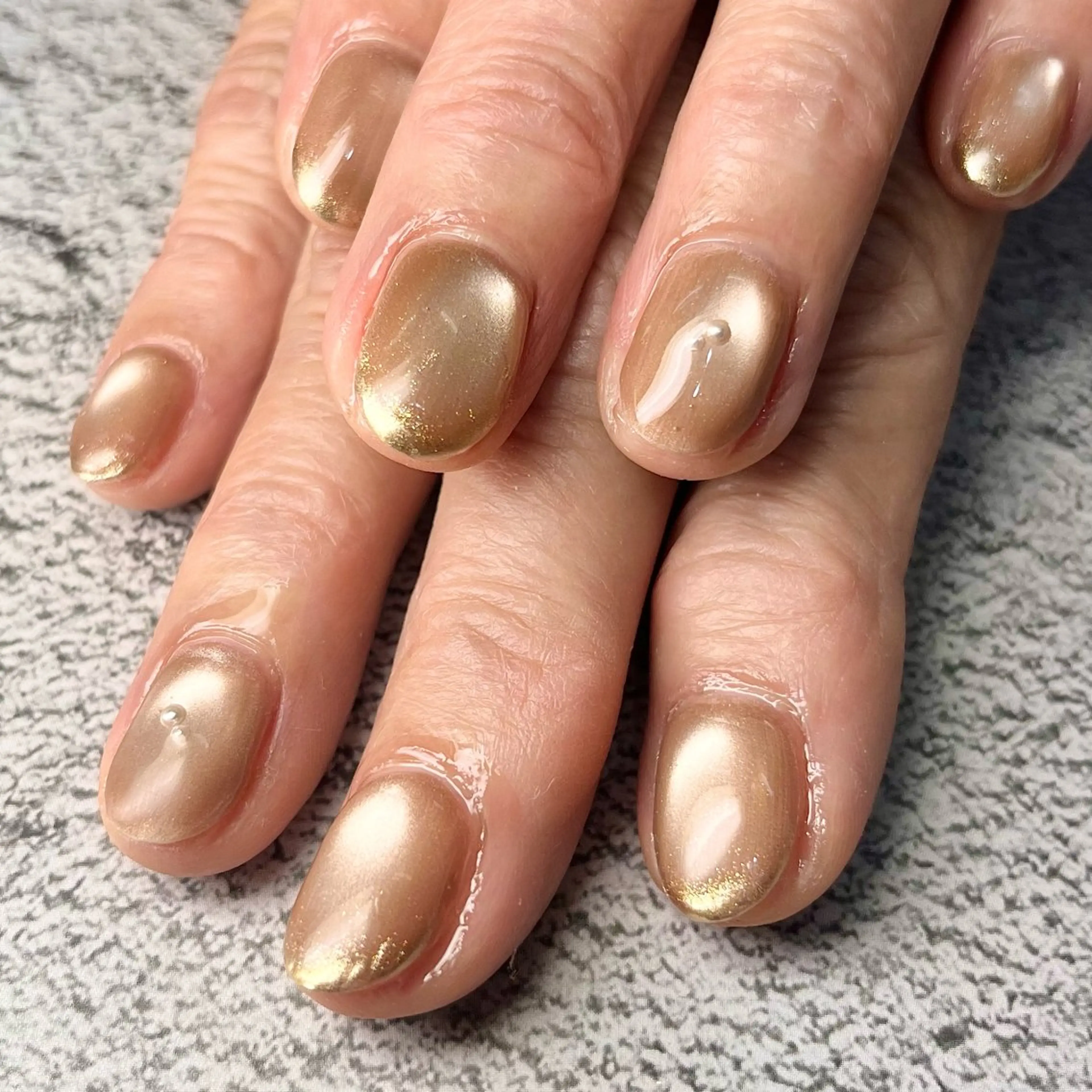 ネイル ハンドネイル Queen nail 北堀江 ASUKAのネイルデザイン