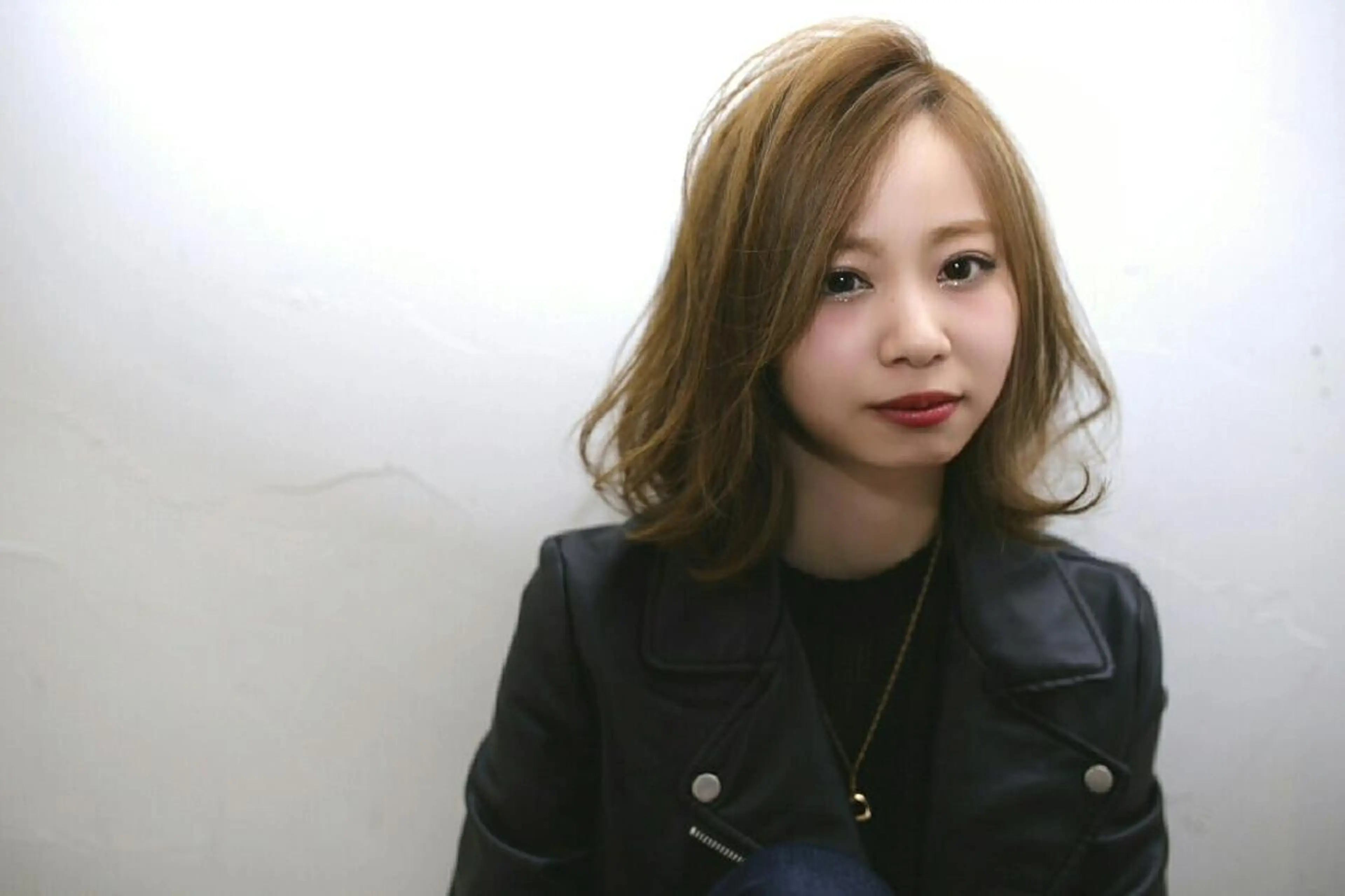 ミディアム カラー ヘアアレンジ 中津No.1髪質改善 店長✨透ける暗髪のヘアスタイル