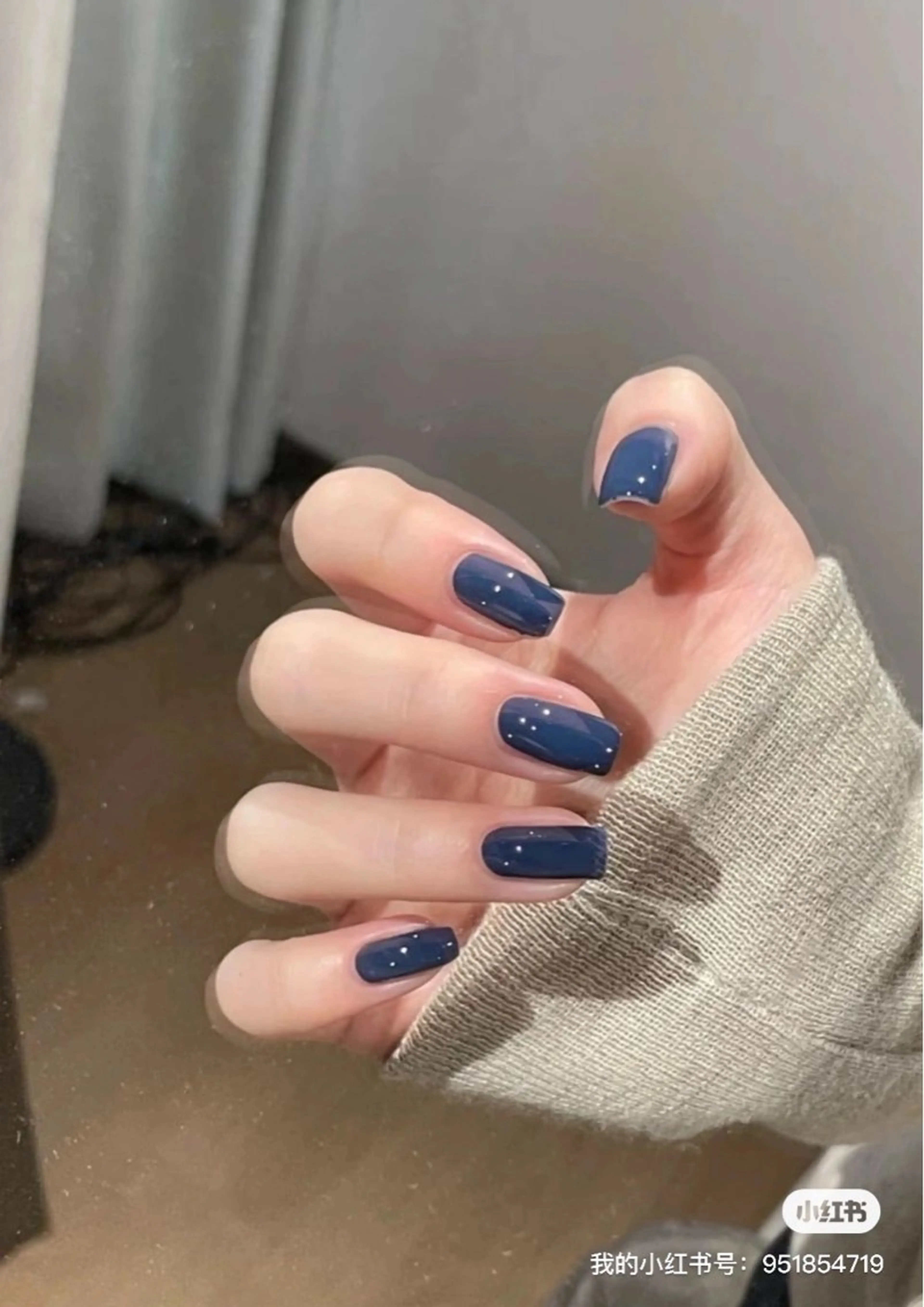 カラー ハンドネイル ハンドケア Lily 💅のネイルデザイン