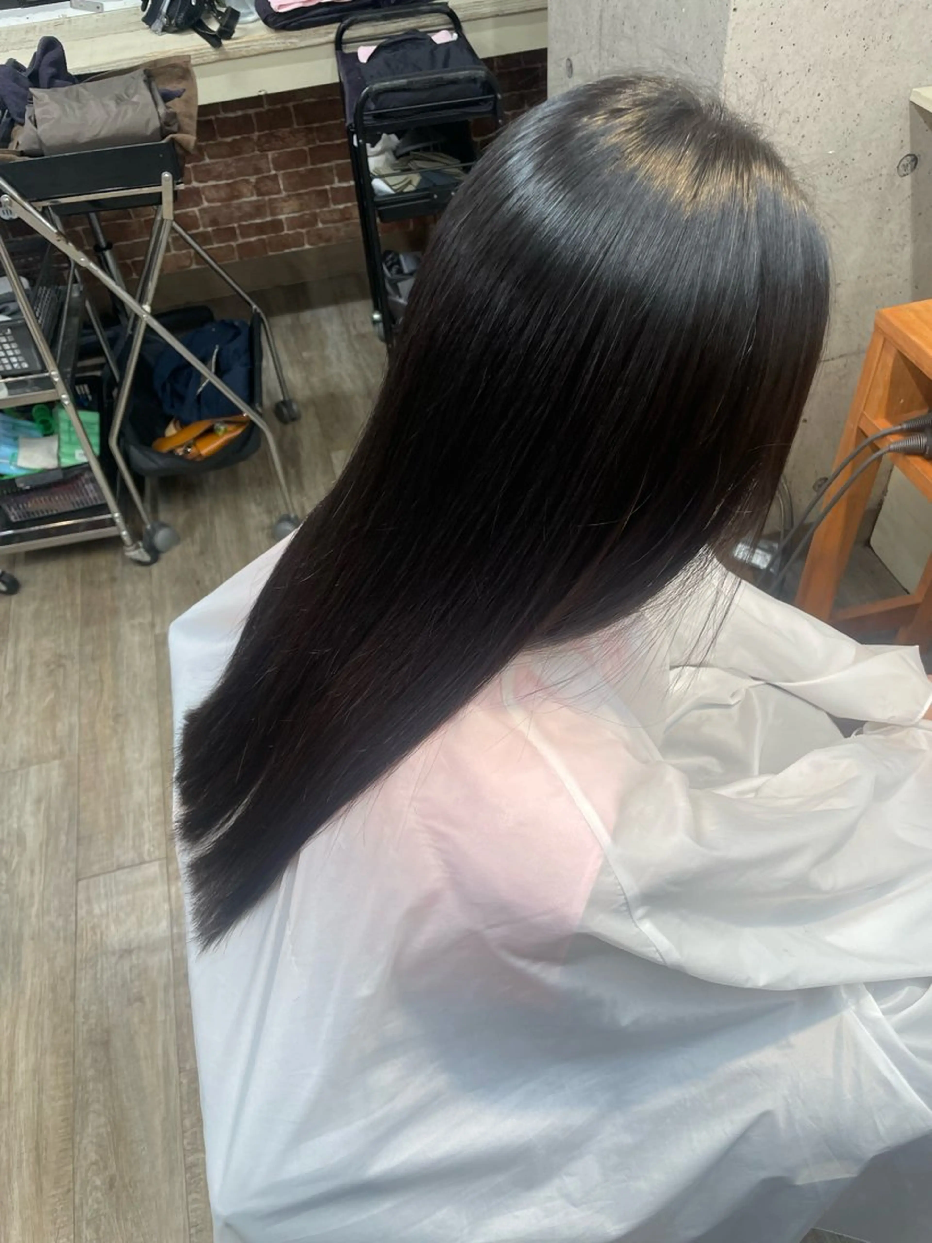 セミロング 縮毛矯正 ヘアカラー 高橋 ユウタのヘアスタイル