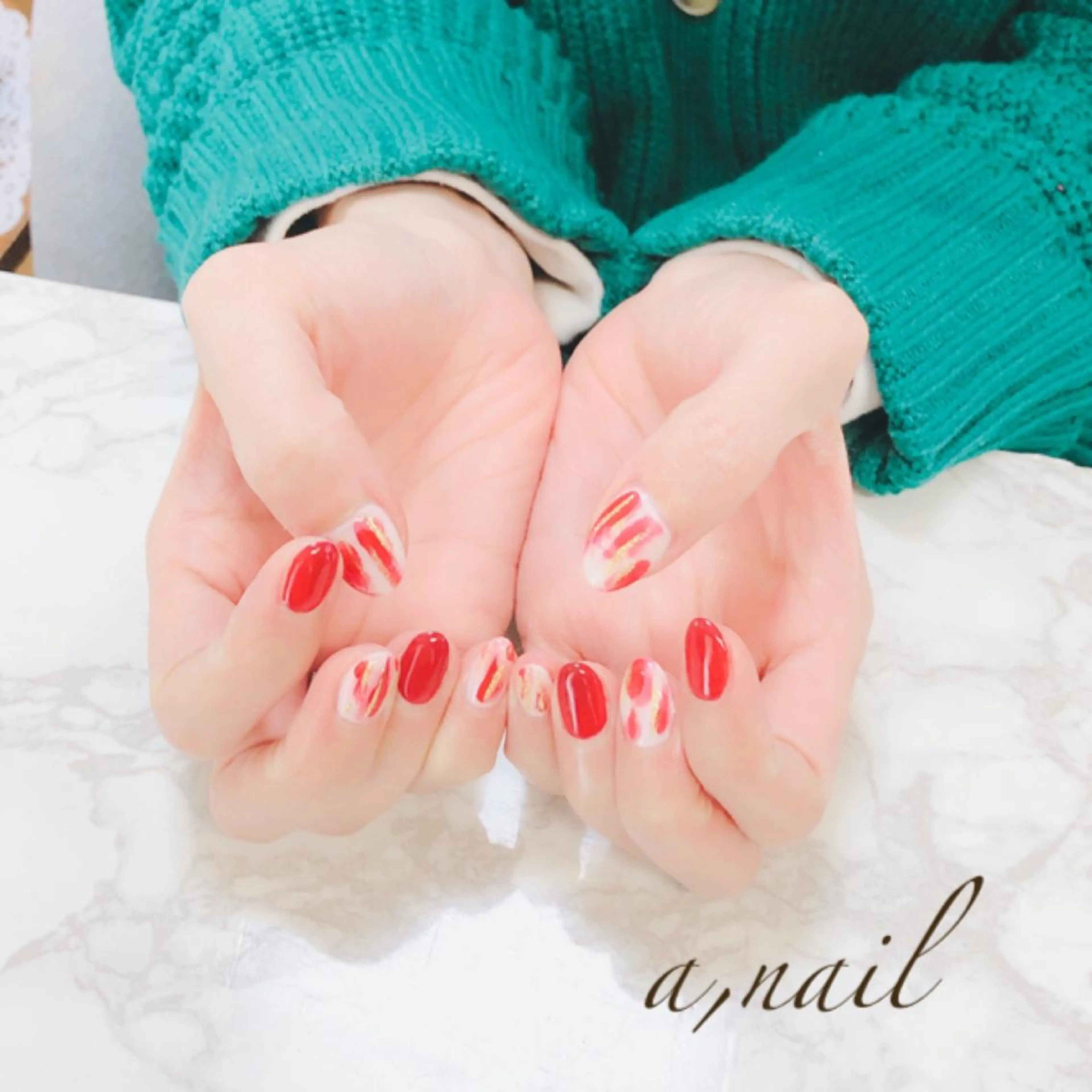 ネイル フットネイル ジェルネイル グラデーション ラメ(グリッター) ラメグラデーション ハンドネイル ネイルサロン エーネイルのネイルデザイン