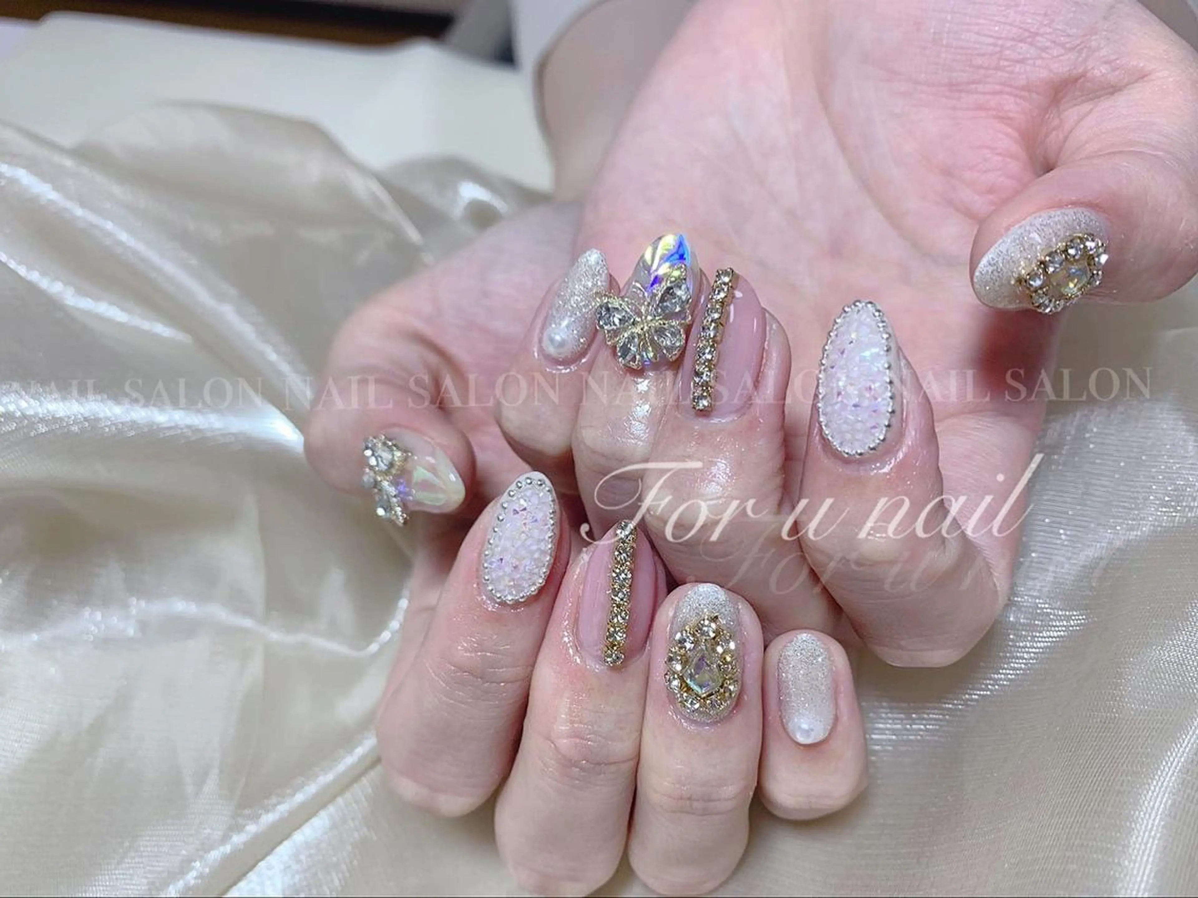 ネイル ハンドネイル For  u  nail川崎所属・For u nailのネイルデザイン