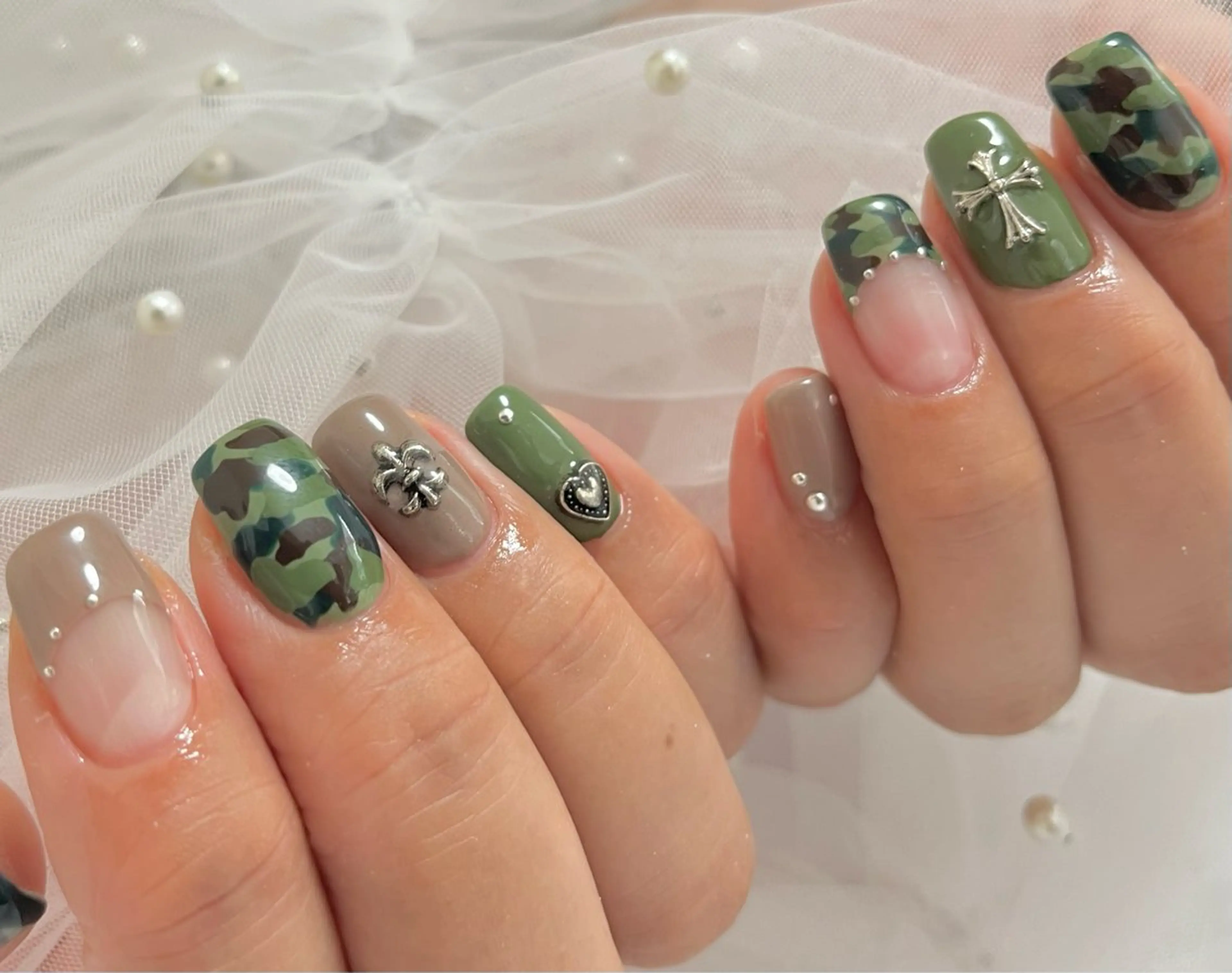 ネイル ハンドネイル プライベートサロン featherのネイルデザイン