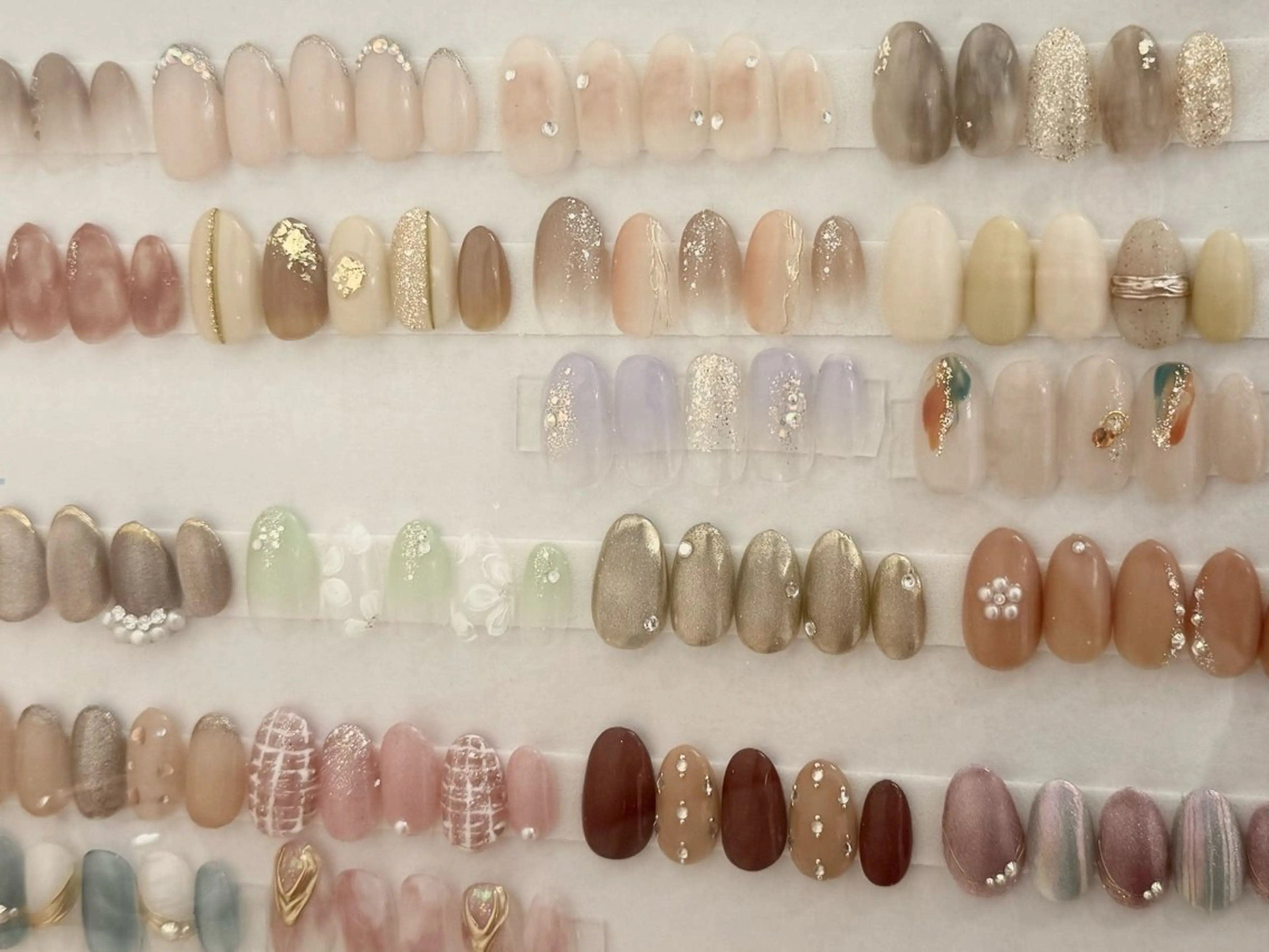【オフなし】毎月変わる🎶（ハンド💅トレンド定額デザイン）(たまプラーザ)の写真