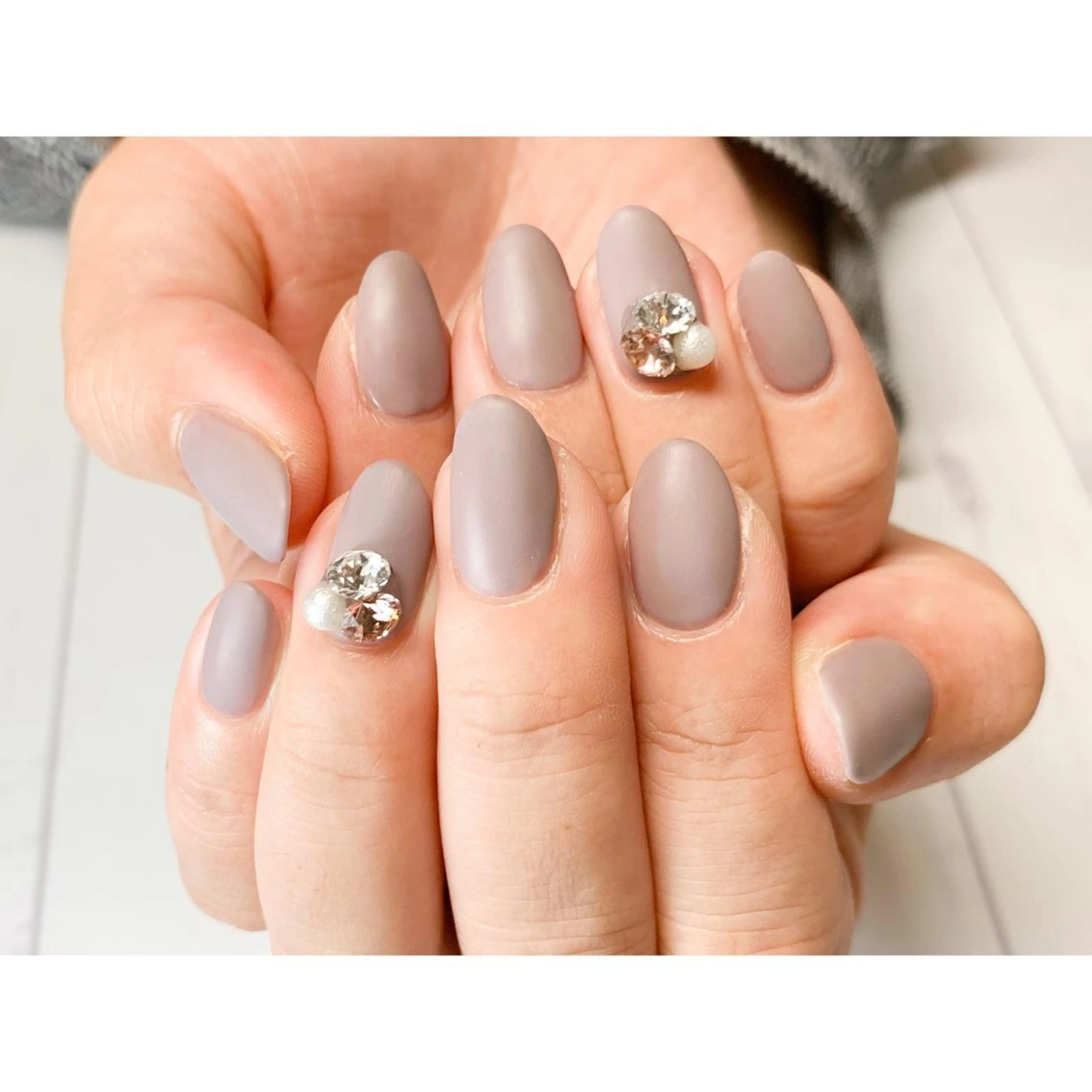 ネイル マットネイル nailsalon maluriのネイルデザイン