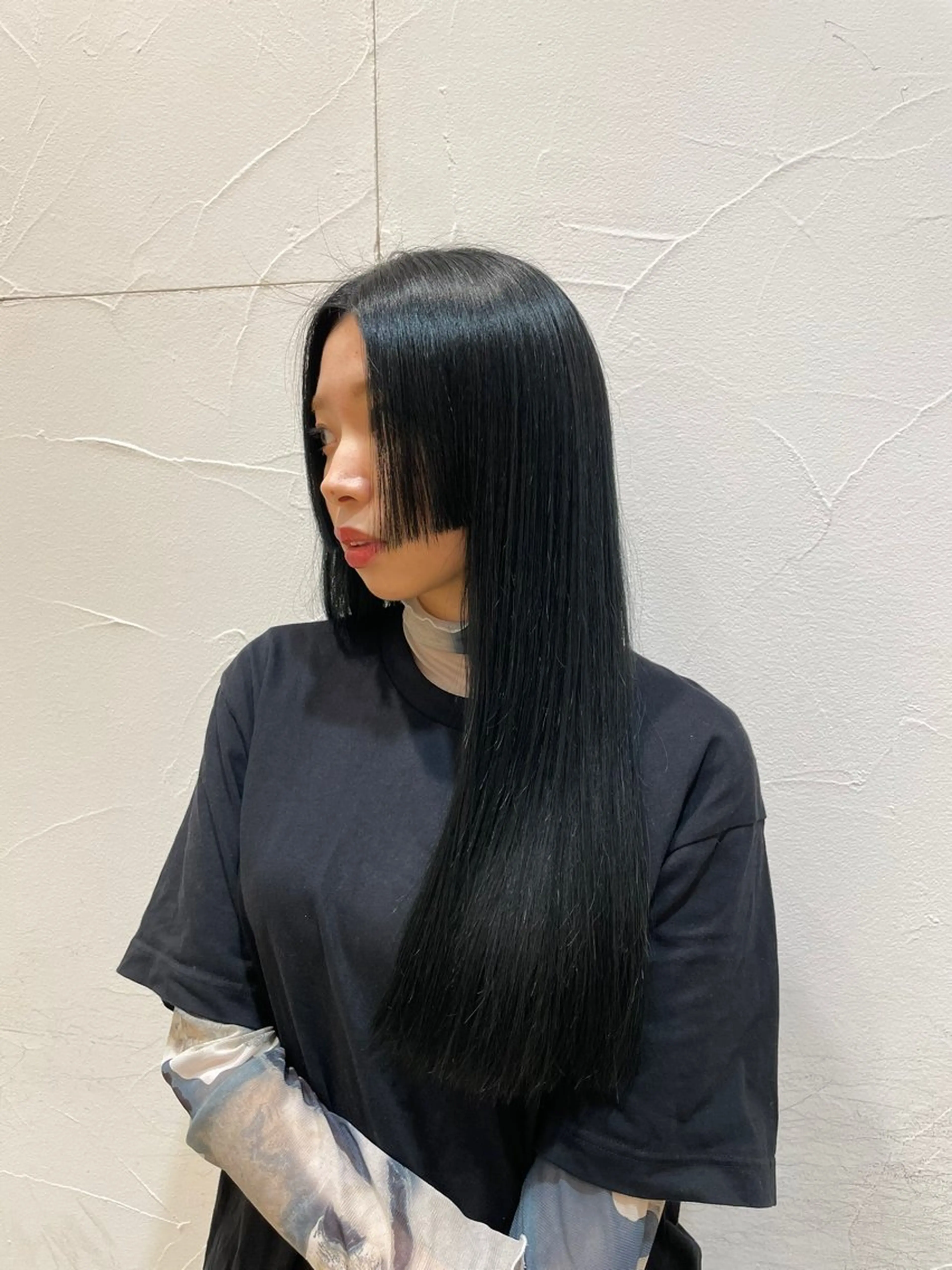 ロング カラー 浦野 遥のヘアスタイル