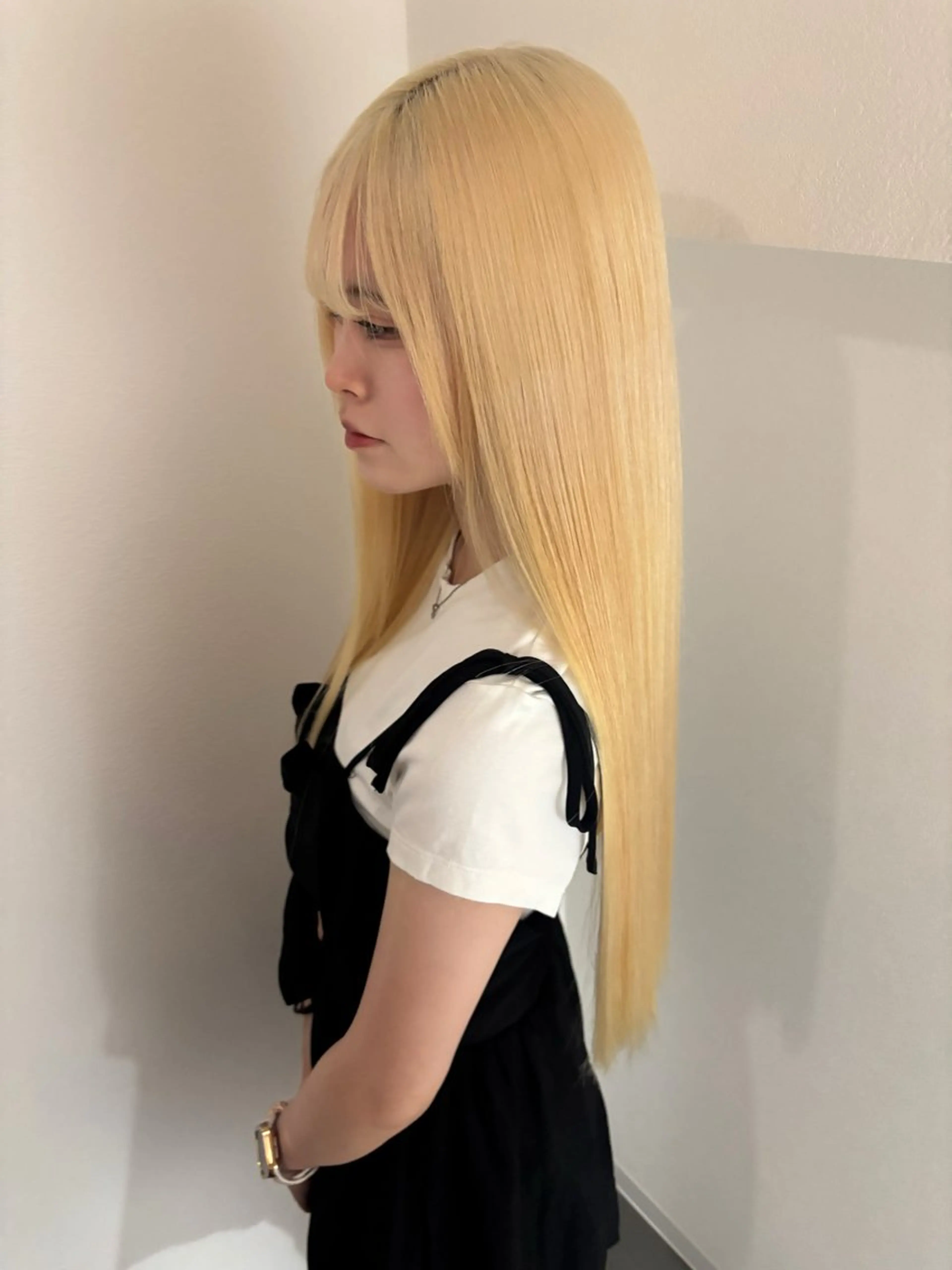 ロング カラー ヘアカラー トリートメント MONIQA sakae所属・hina/ハイトーン /ピンクカラー🎀のヘアスタイル