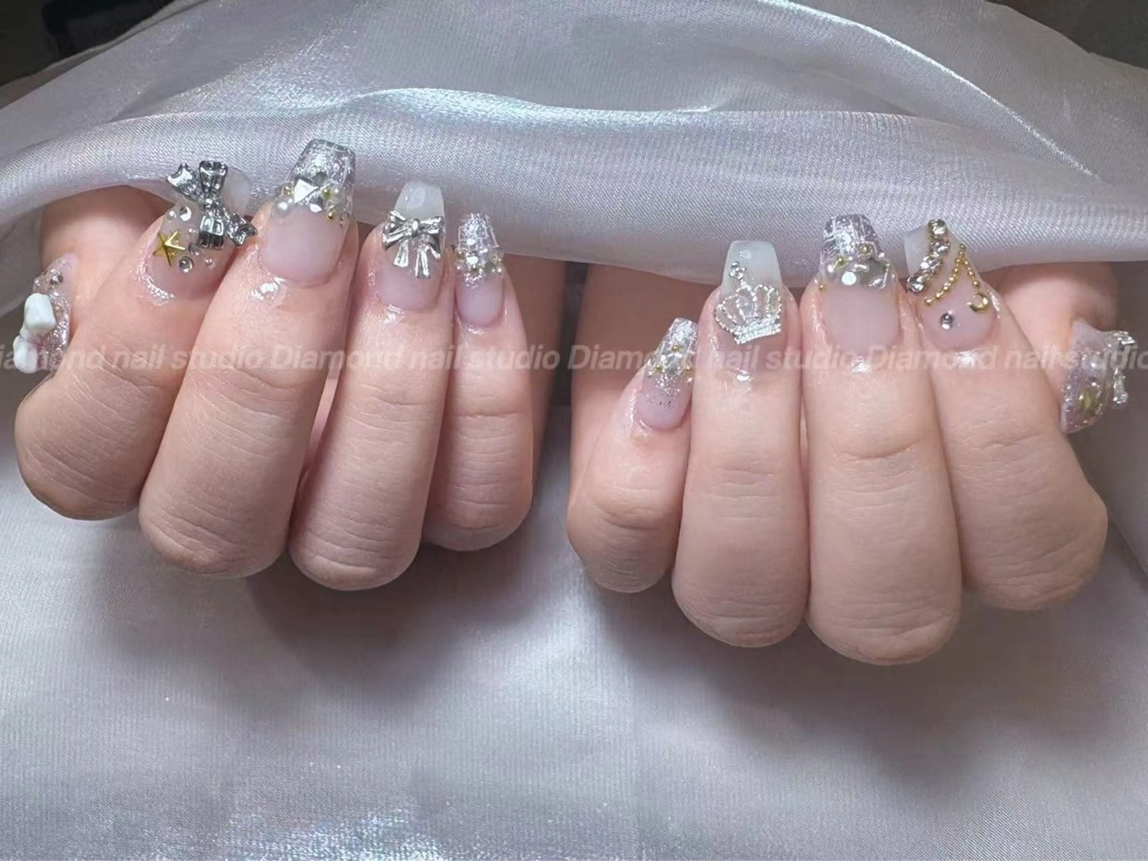 ネイル アートネイル オーロラネイル ガーリー キラキラネイル 韓国ネイル Diamond NAIL✨のネイルデザイン
