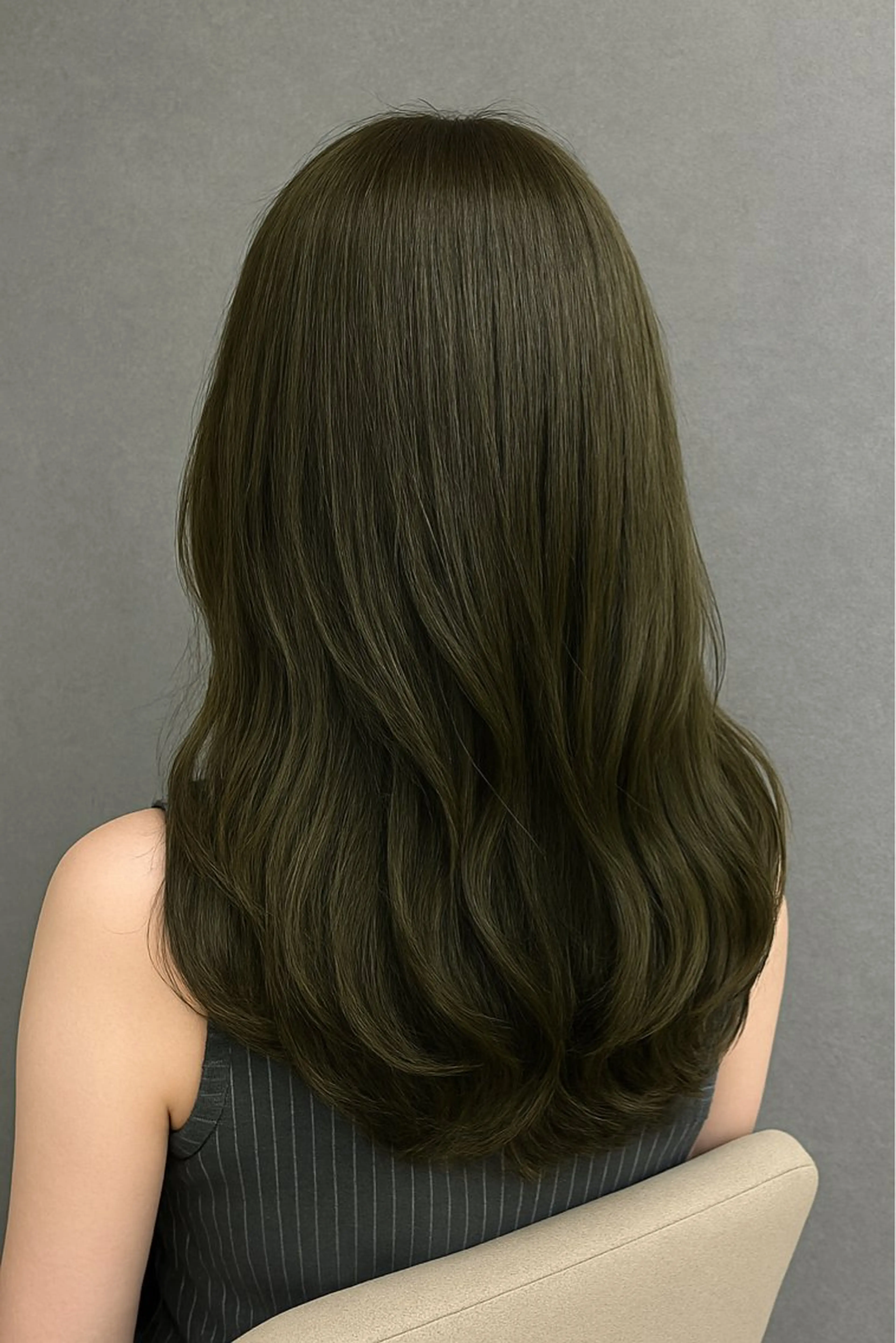 セミロング ヘアカラー 透明感カラー🌟森本 龍星のヘアスタイル