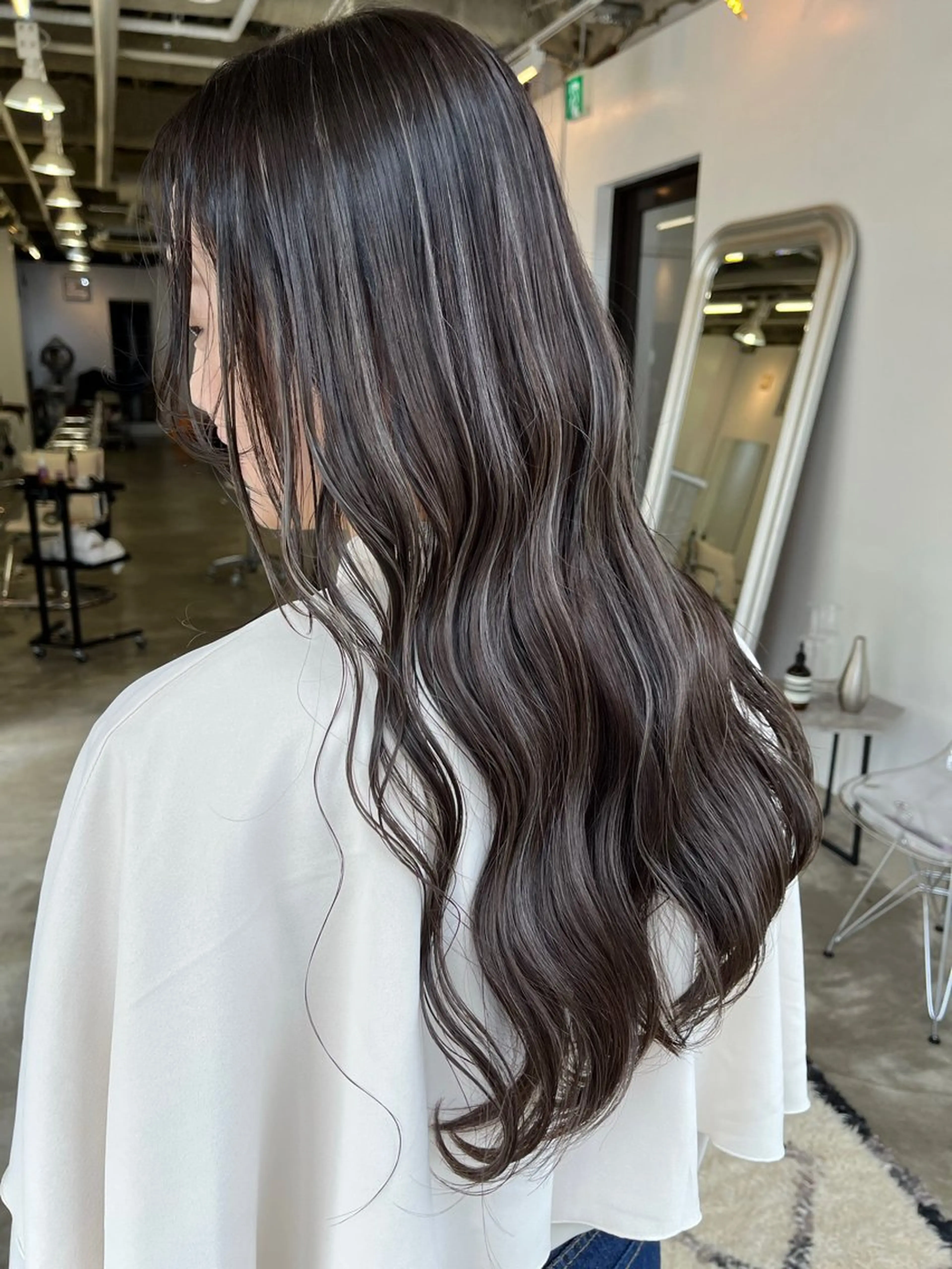 ロング ヘアカラー トリートメント 小森 祐希のヘアスタイル