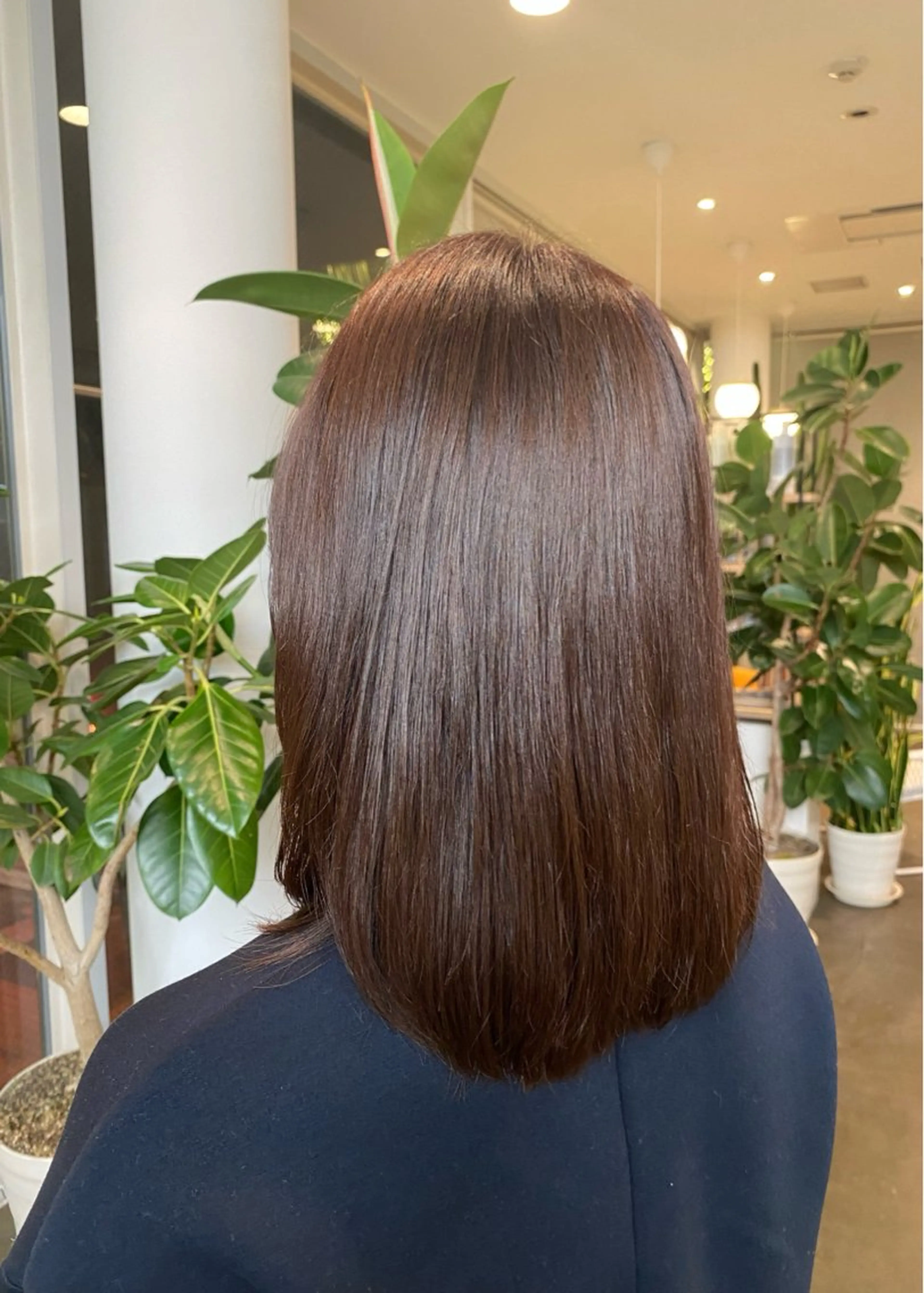 セミロング DIFINOaoyama所属・🤍あやか🍒 透明感カラー🤍のヘアスタイル