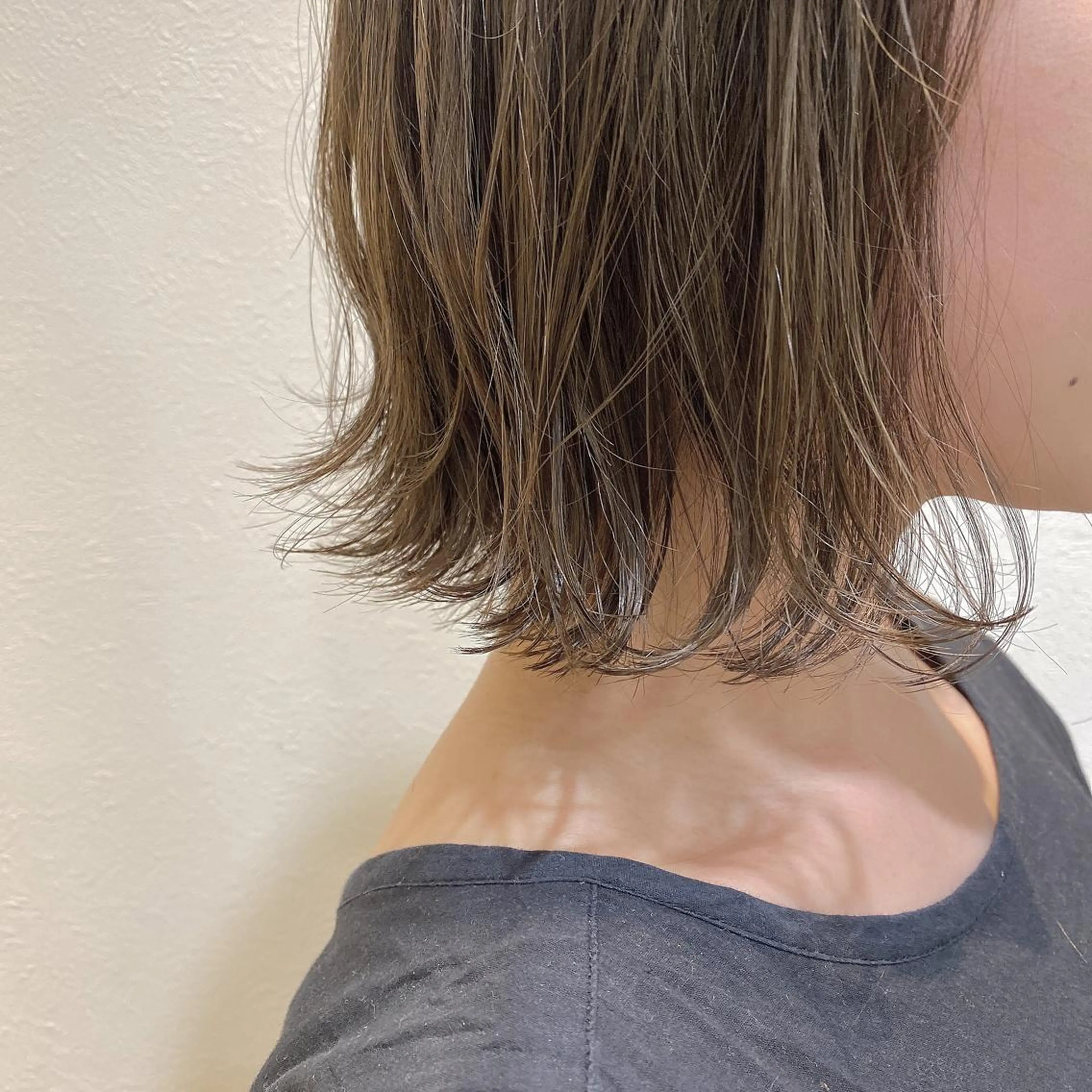 ショート カラー カット 畑中 愛梨のヘアスタイル