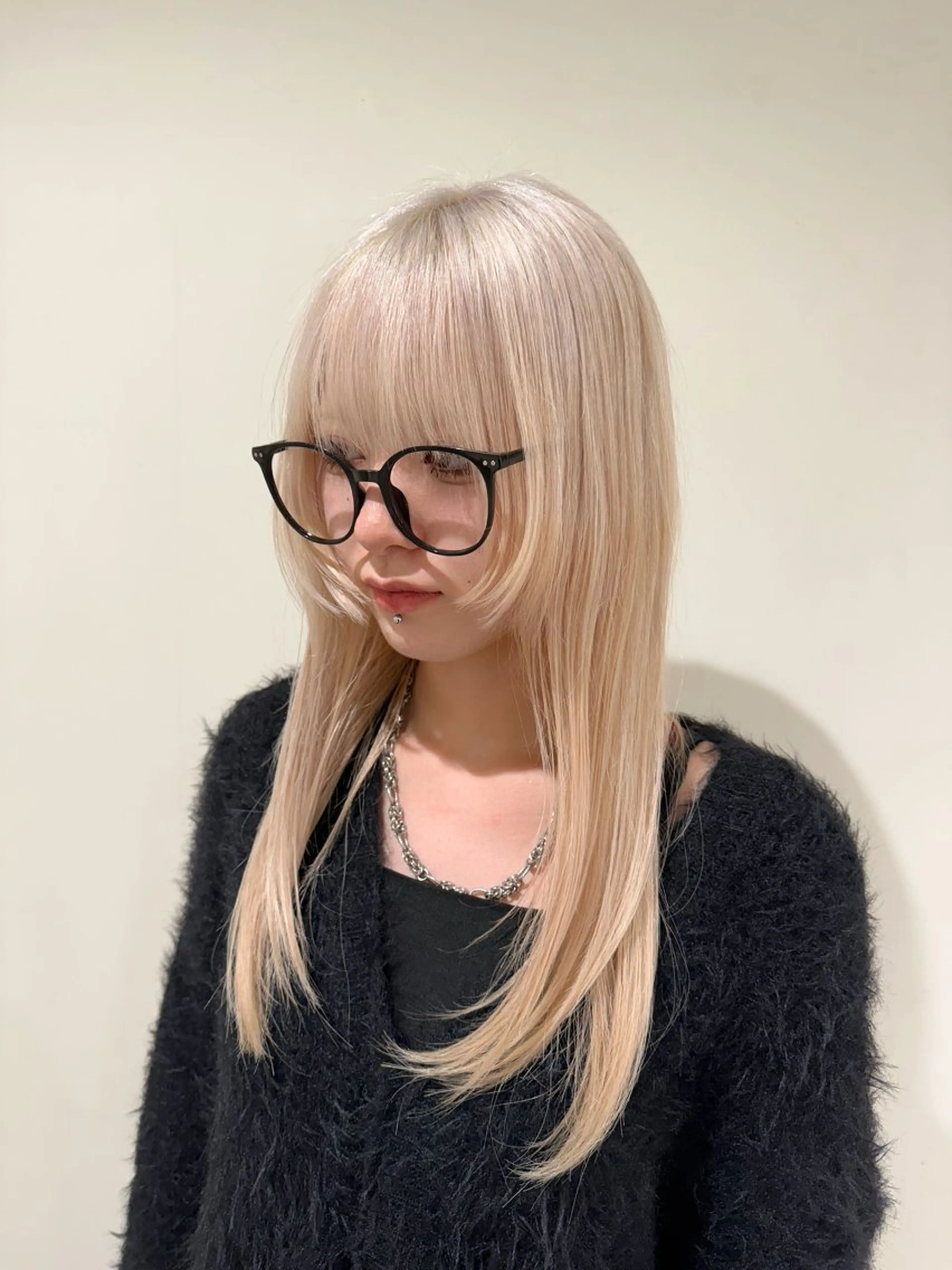 ロング カラー バレイヤージュ ブリーチ ケアブリーチ ダブルカラー ハイライトカラー カット ヘアカラー トリートメント 新宿ケアブリーチ 稲垣颯太のヘアスタイル