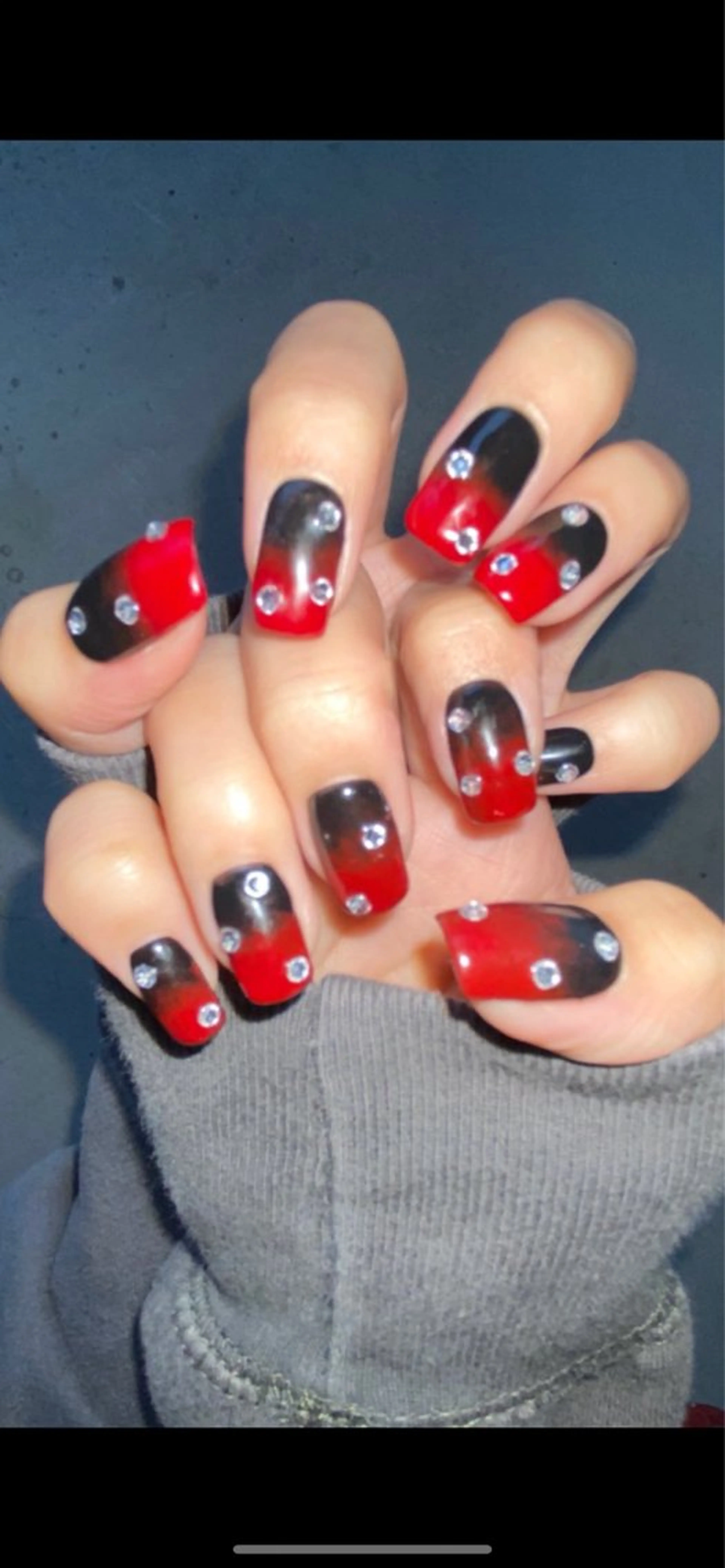 ネイル ハンドネイル ハンドケア カンナ【Y2Kネイル /コーンロウ】のネイルデザイン