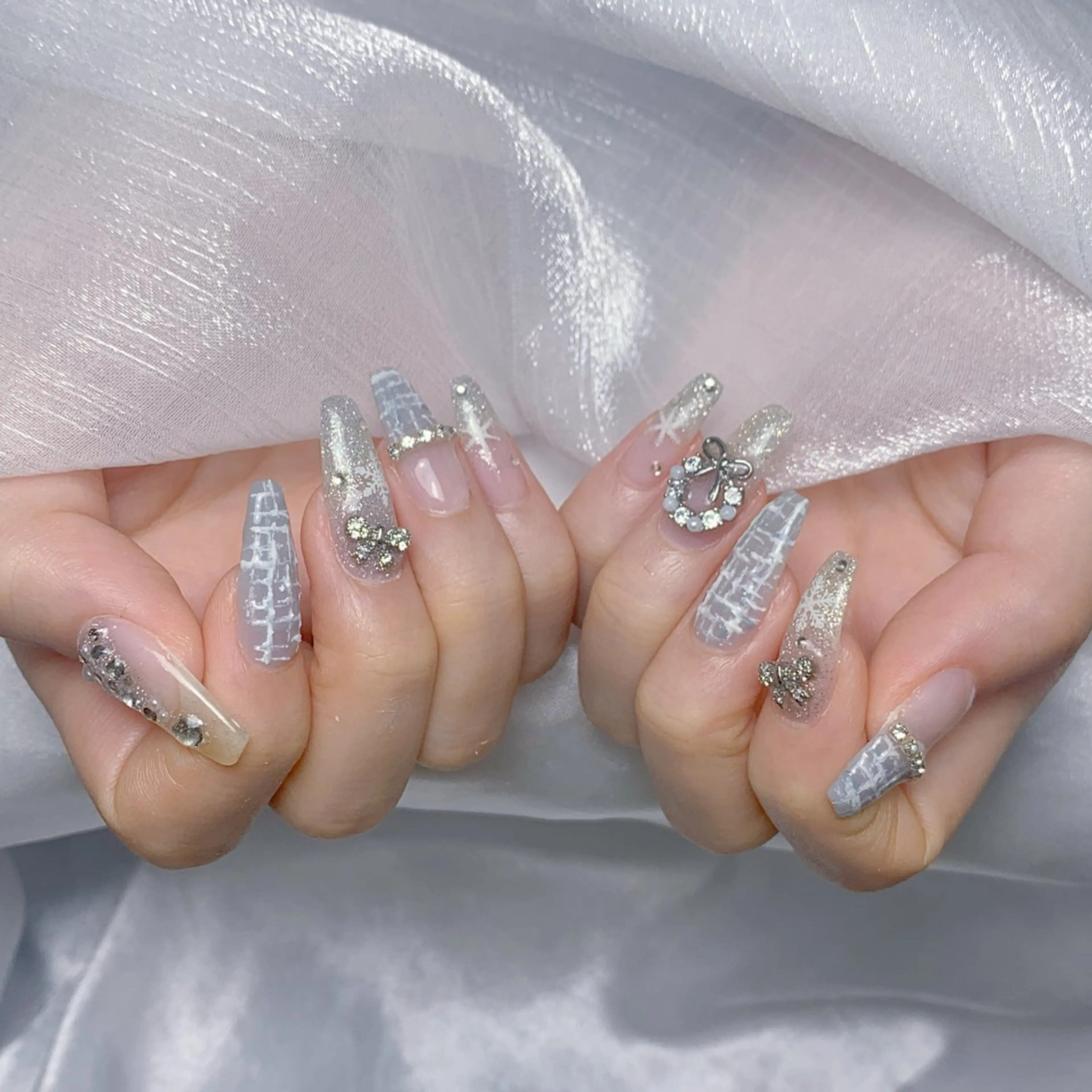 ネイル アートネイル フラッシュネイル フレンチネイル ガラスフレンチ グラデーション ハンドネイル M2 BEAUTY リュウのネイルデザイン