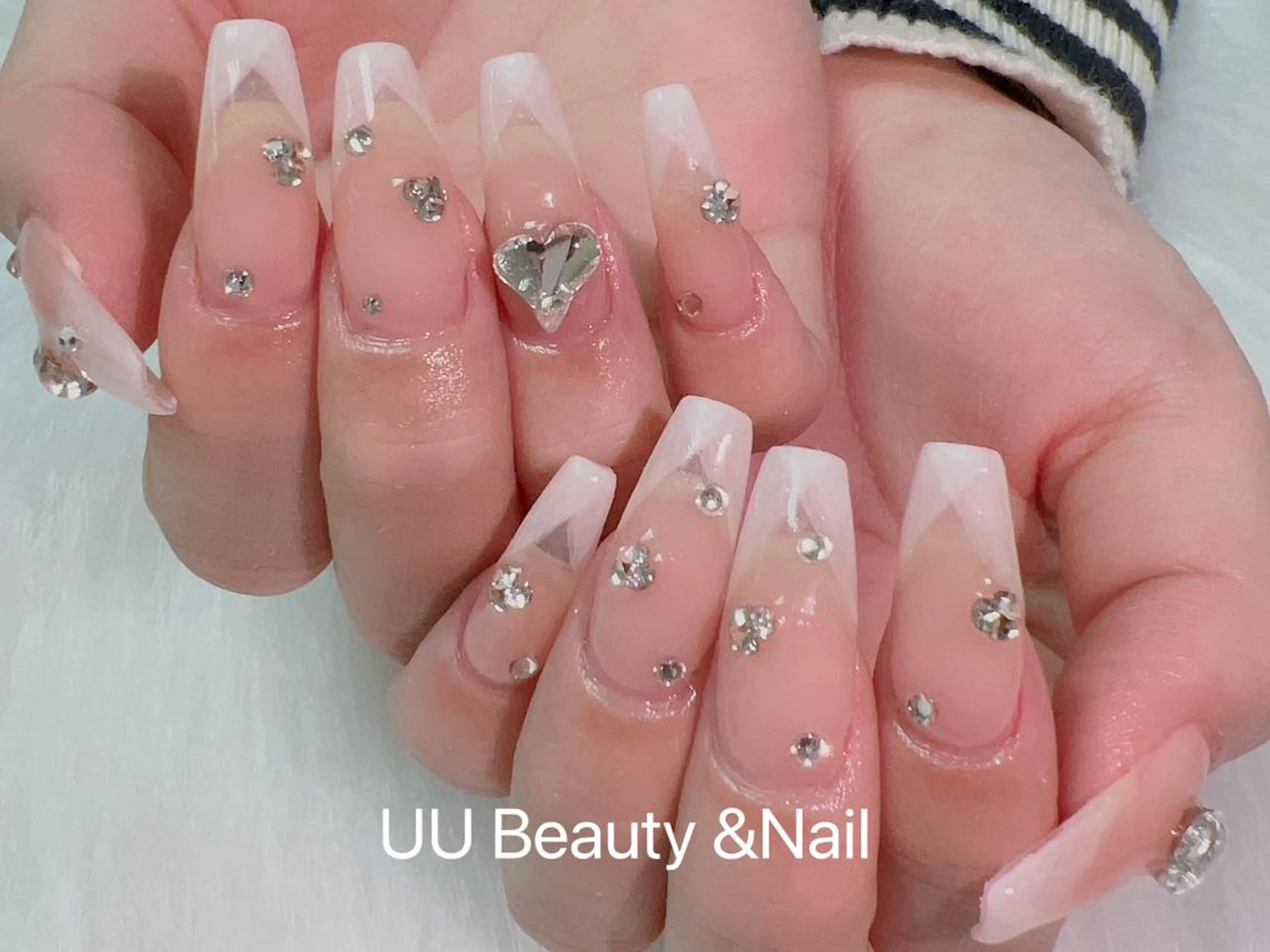 ネイル ハンドネイル UU Beauty Nailのネイルデザイン