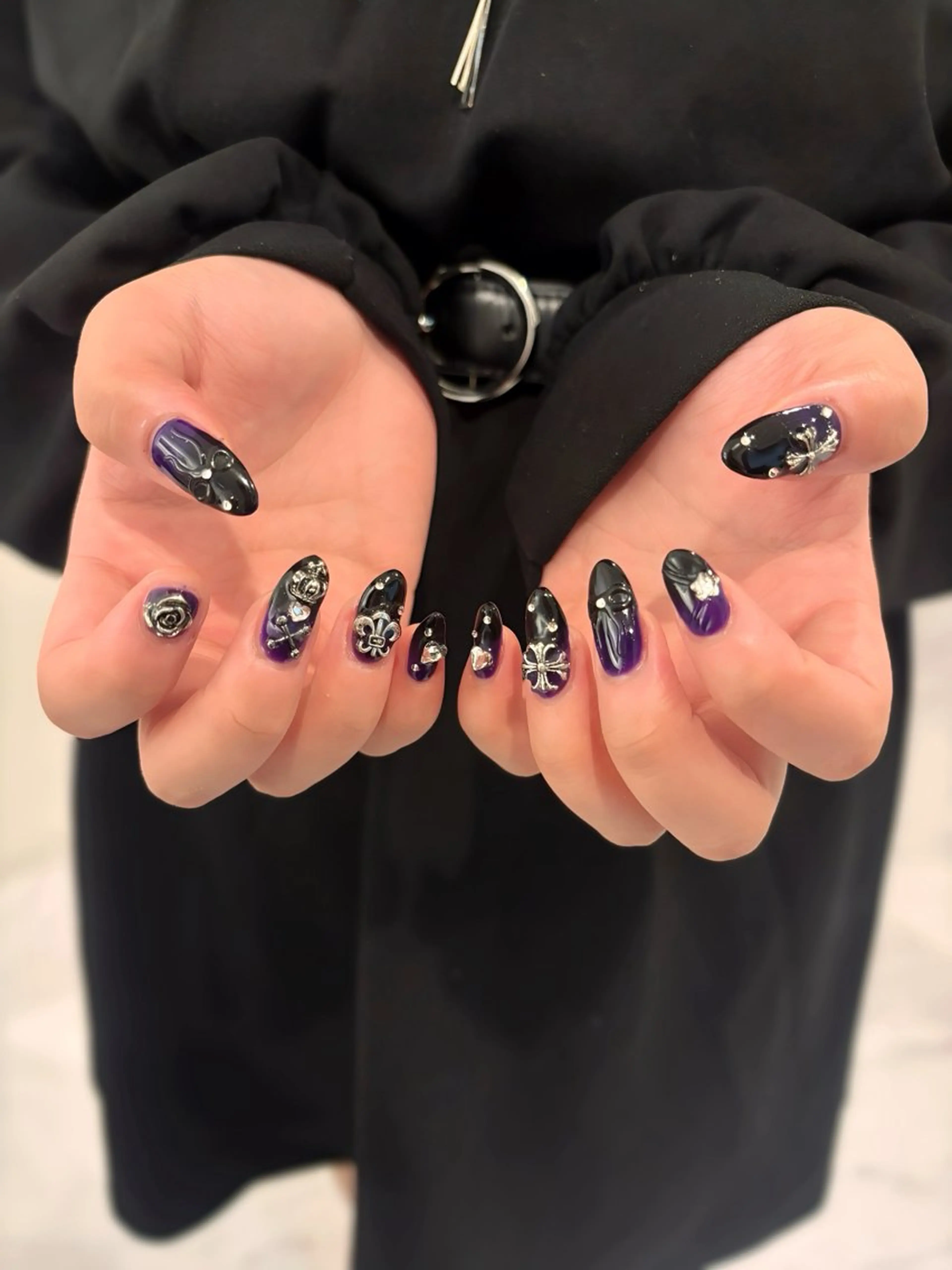 ネイル ハンドネイル HENECY/ FUKA🐈‍⬛🩵のネイルデザイン