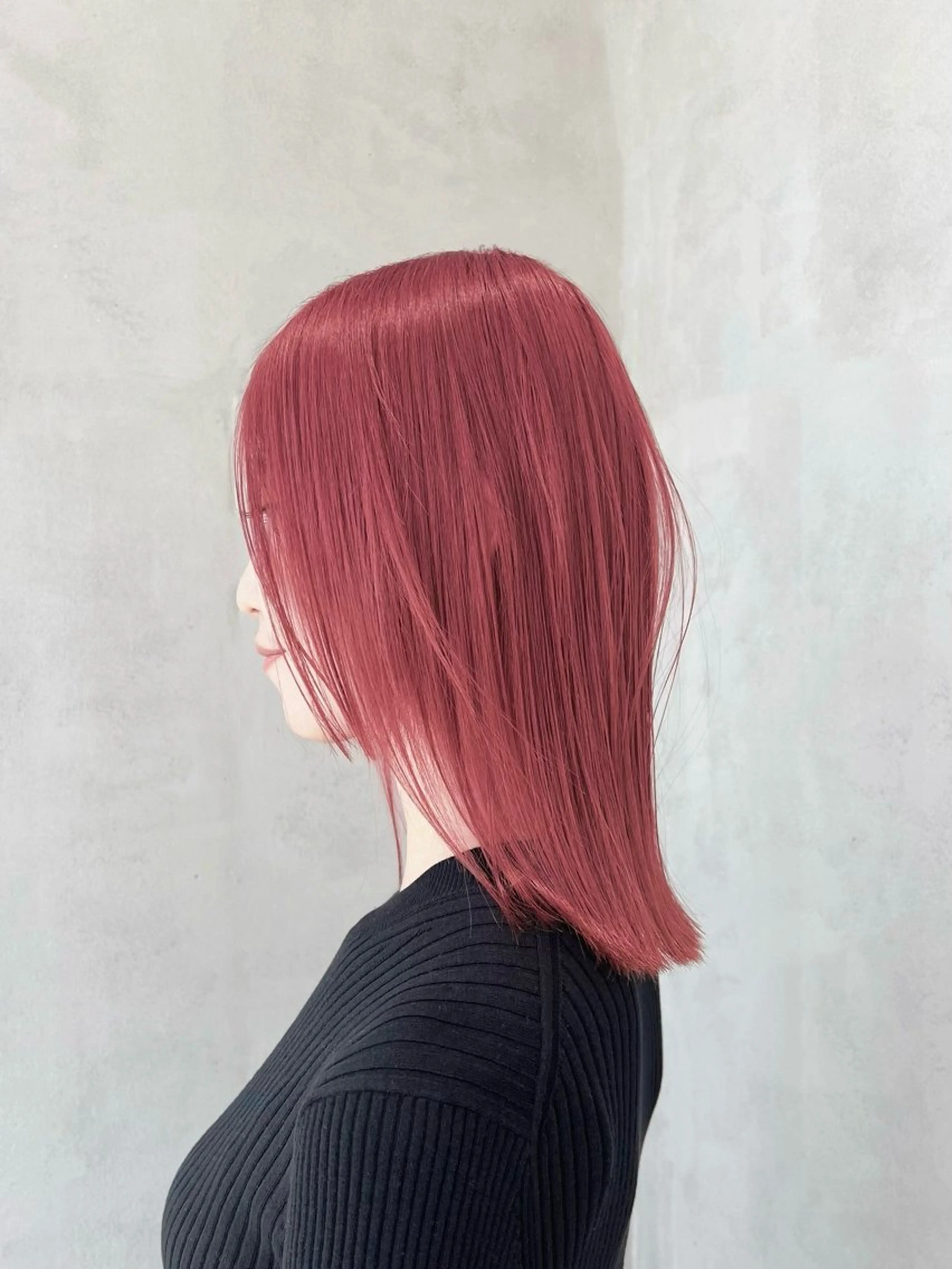 ミディアム カラー Say.石川葵 ショートボブ前髪のヘアスタイル