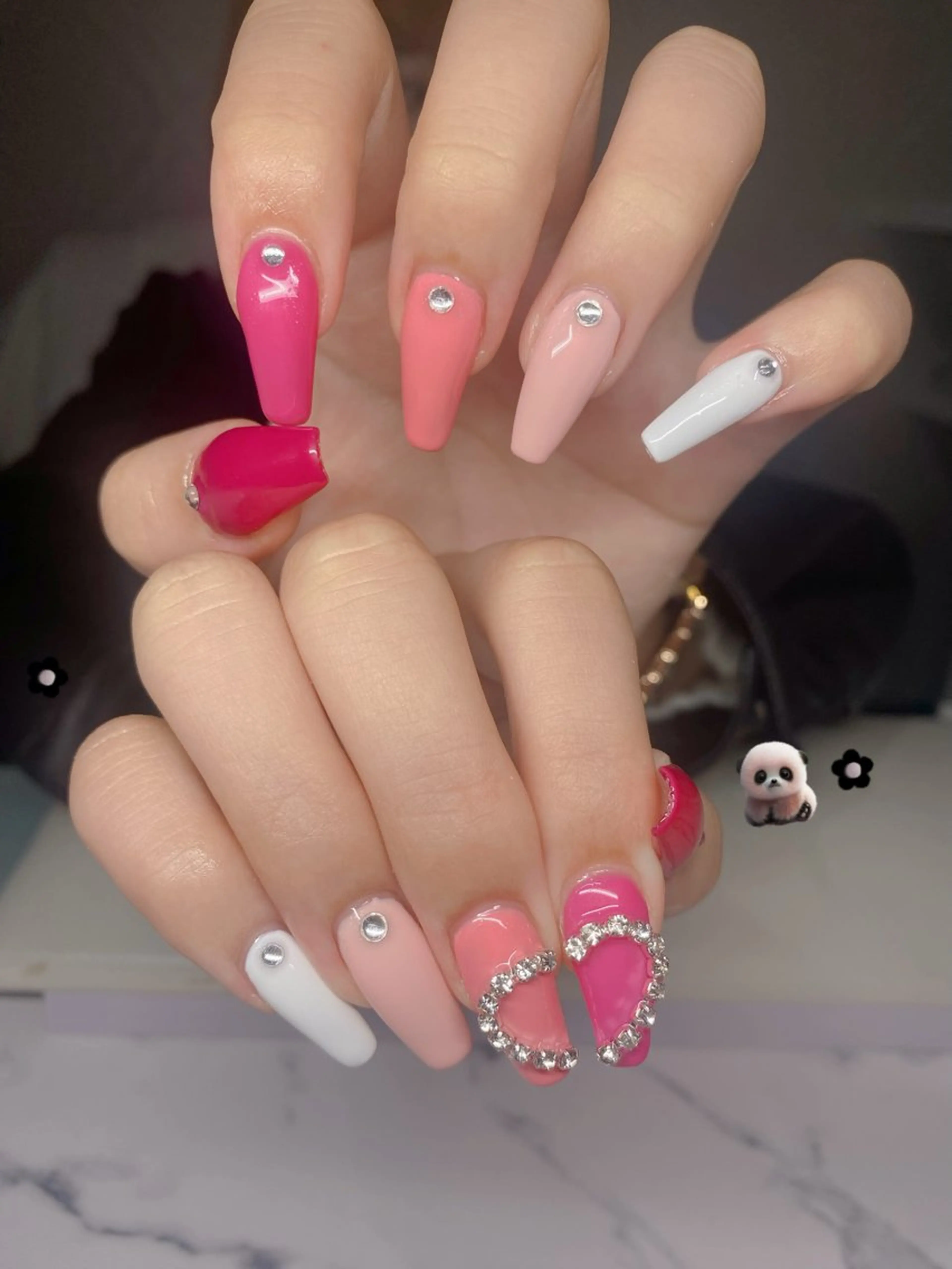 ネイル ネイルチップ Hi Beauty 渋谷(ネイル、ハイパーナイフ6、脂肪れいきゃく、マッサージ＆エステサロン)所属・Hi beauty 渋谷のネイルデザイン