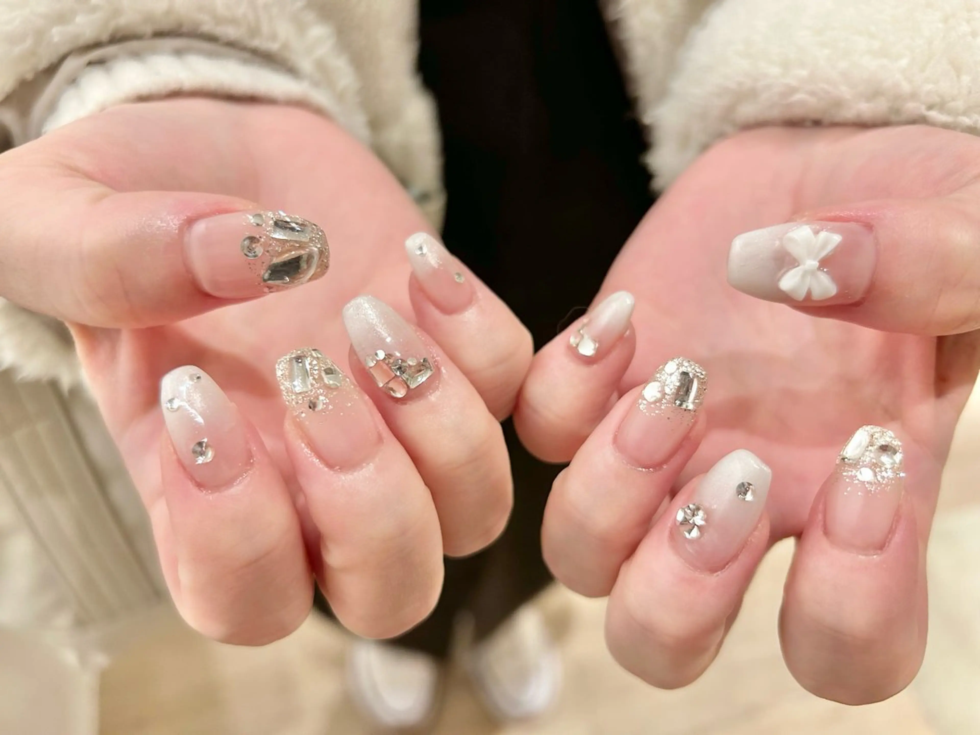 ネイル フットネイル ジェルネイル 持ち込み ニュアンスネイル パラジェル ハンドネイル Bianca 名駅店  rinnのネイルデザイン