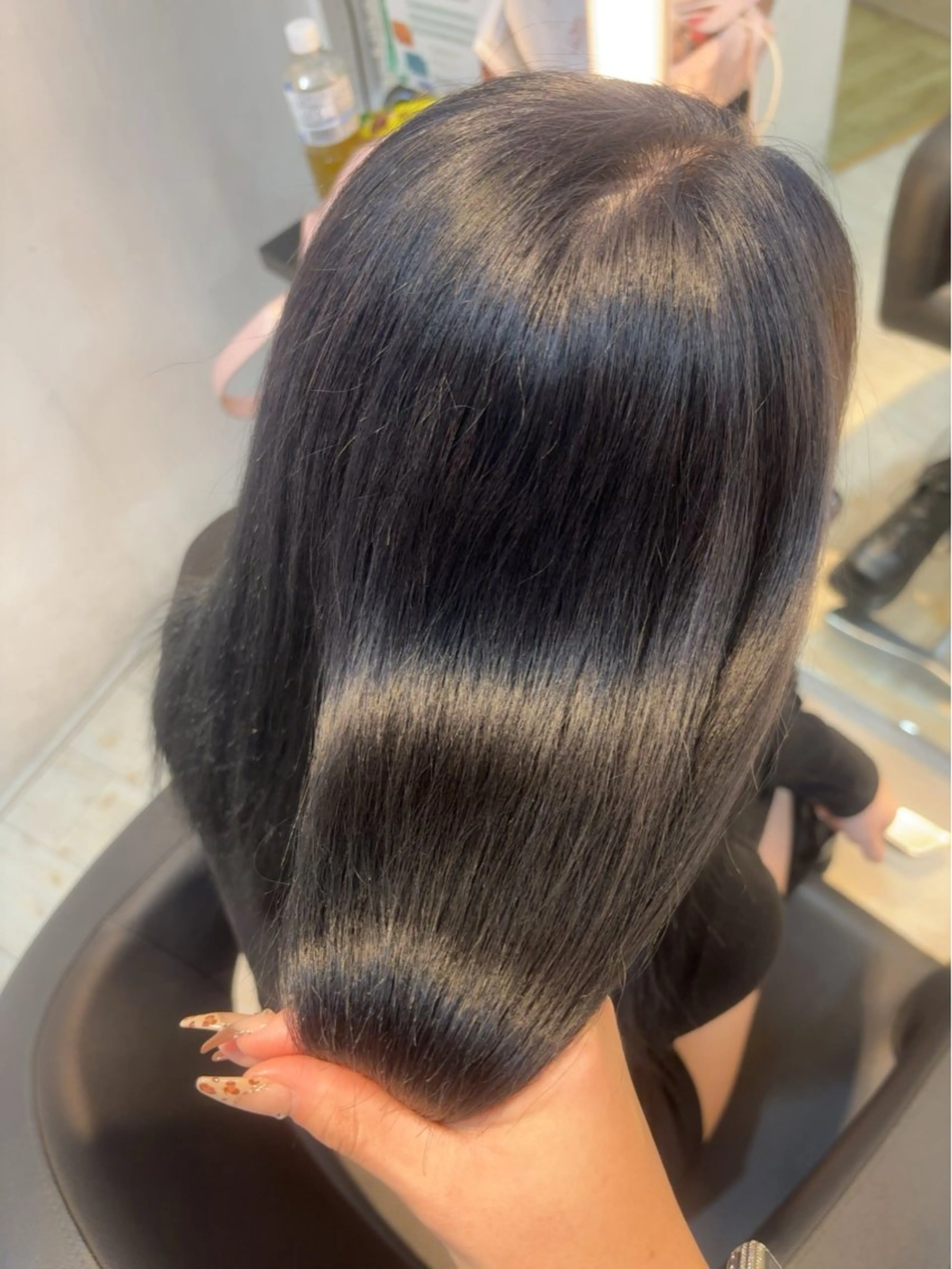 カラー ブリーチ ブルーカラー ブルージュ 透明感カラー ヘアカラー miyu/ボブ/ 透明感カラー/栄のヘアスタイル