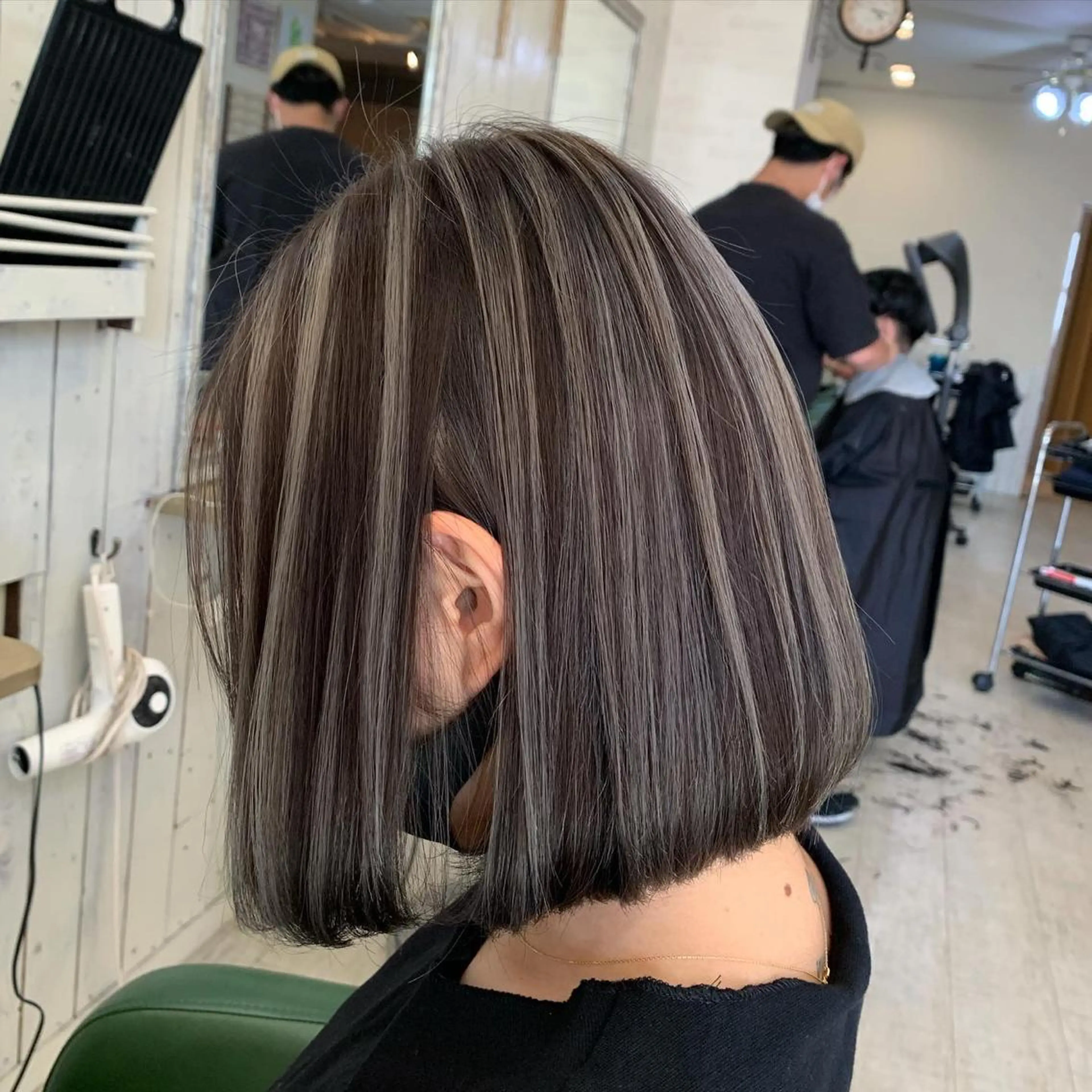 ショート カット ヘアカラー 高山 滉太のヘアスタイル