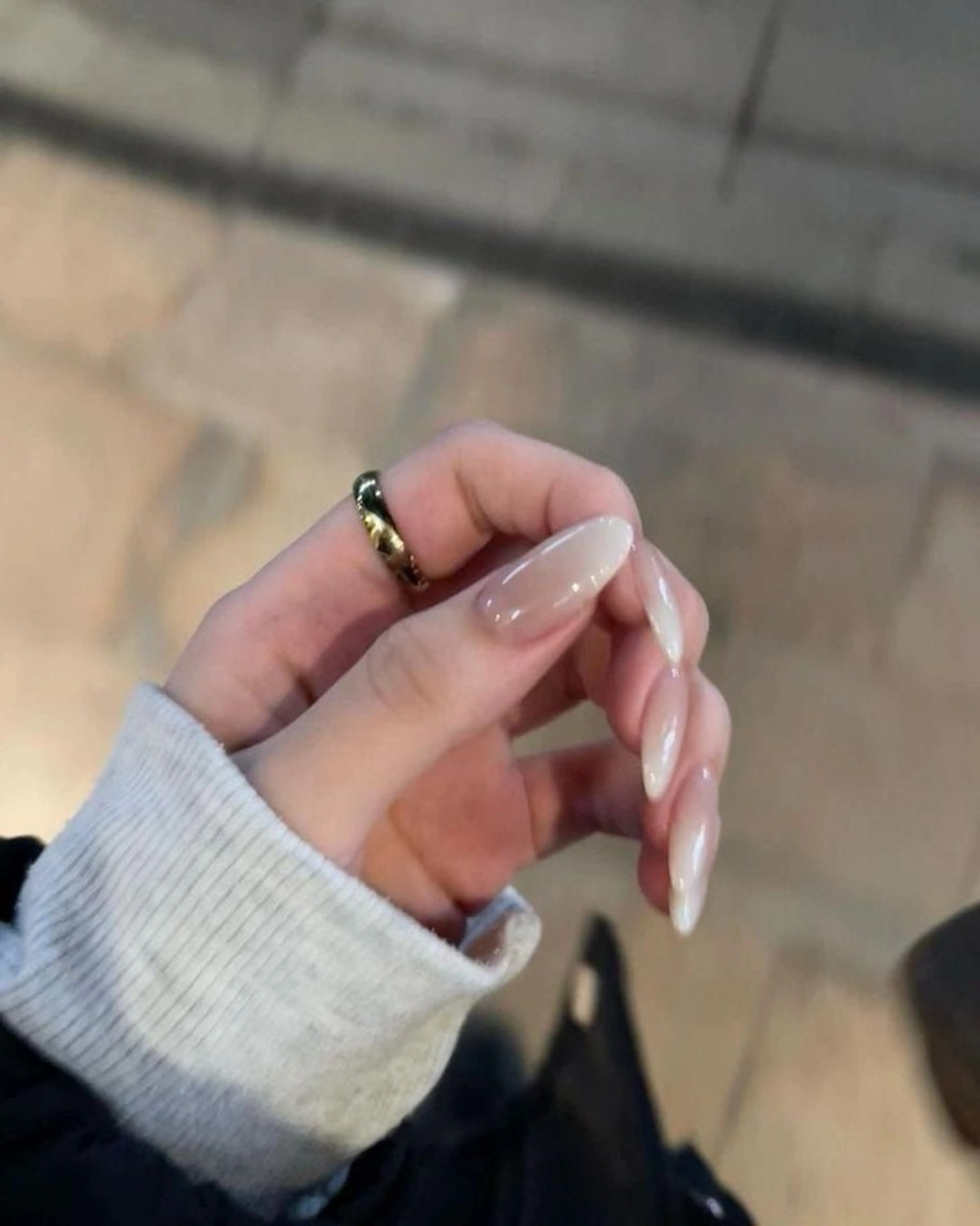 🤍白グラデーション🤍オフありの方限定🌈の写真