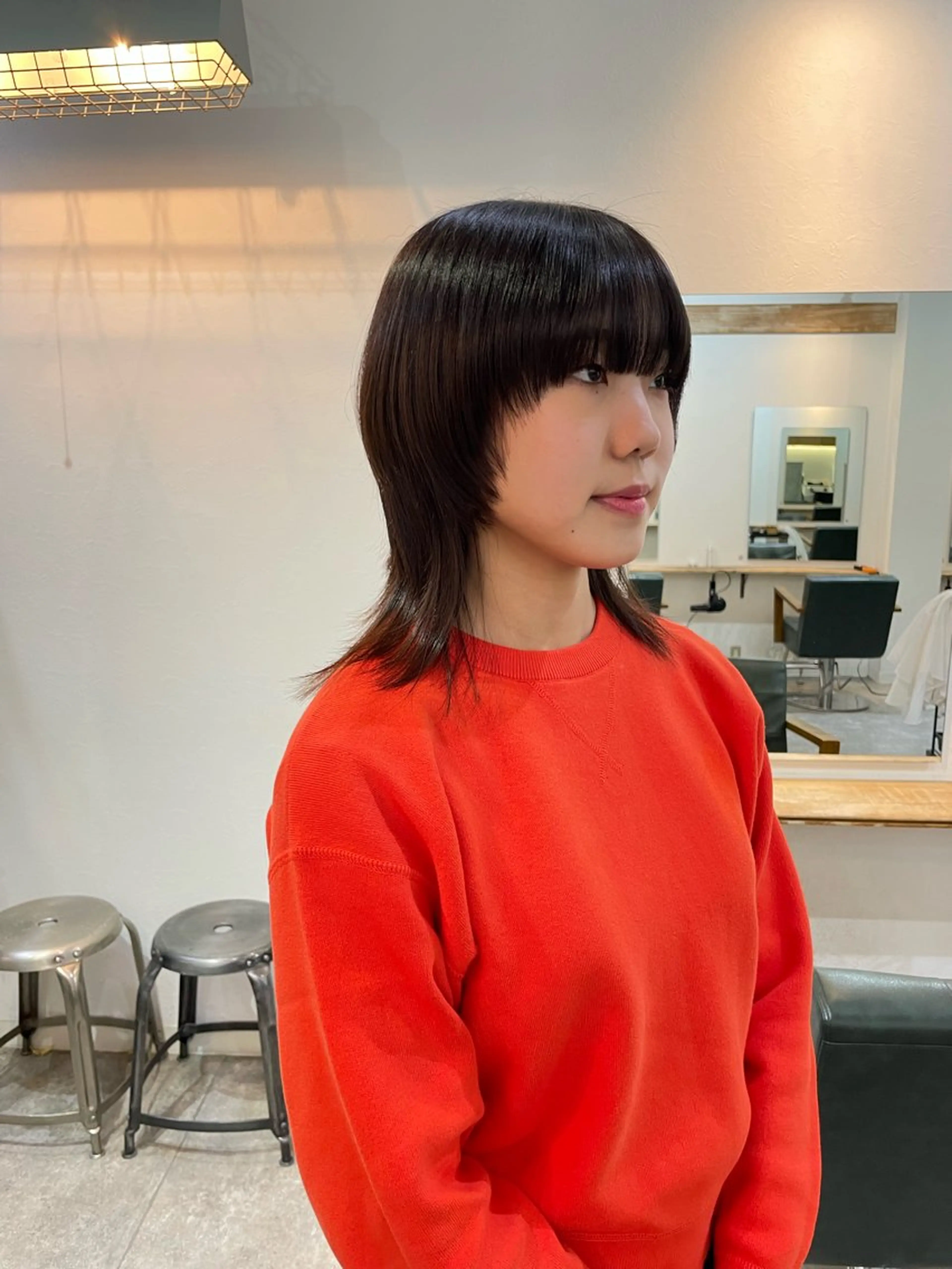 セミロング 顔周りカット ウルフカット 水野谷愛/ハイトーン カラー/カラーモデルのヘアスタイル