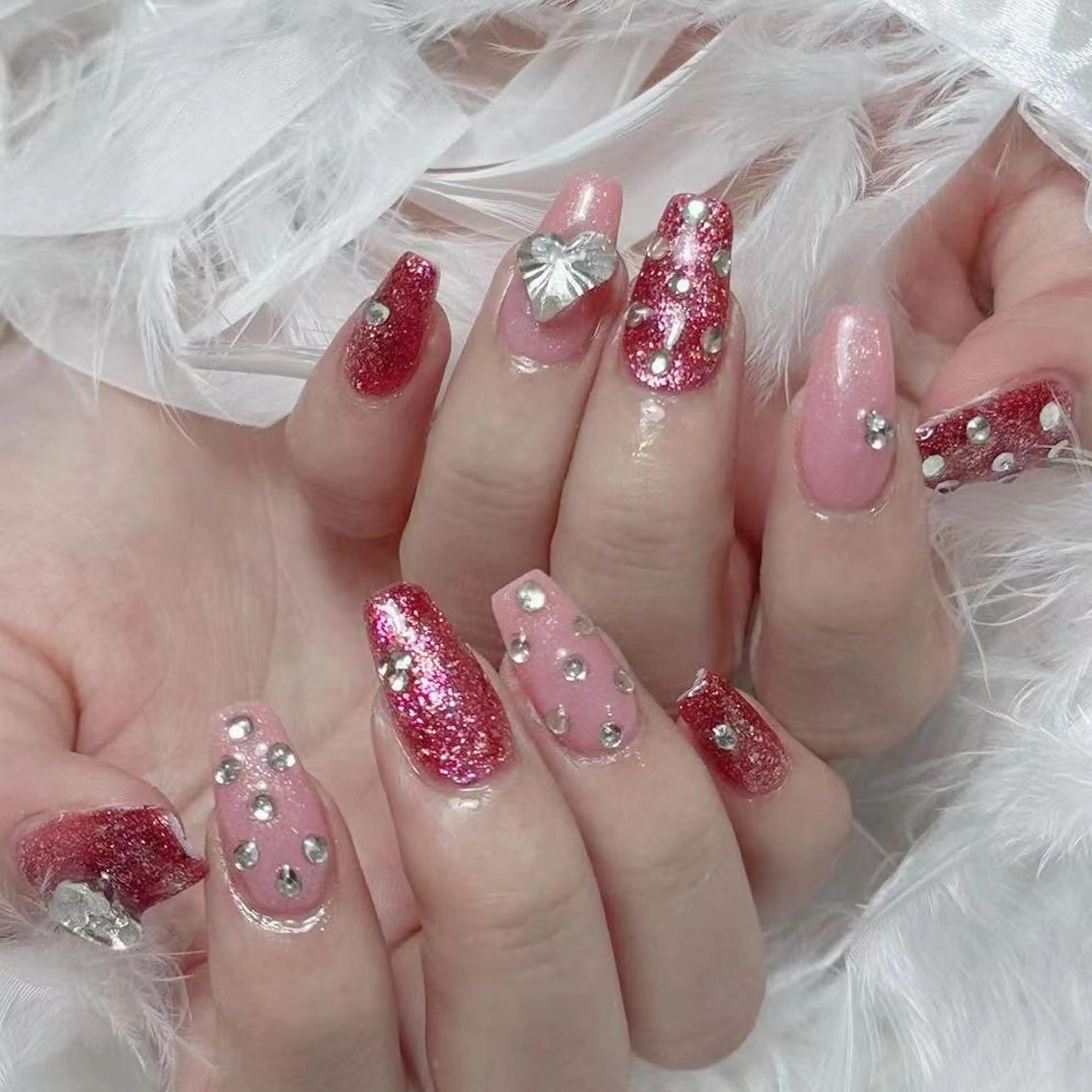 ネイル アートネイル オーロラネイル ガーリー キラキラネイル 韓国ネイル Diamond NAIL✨のネイルデザイン