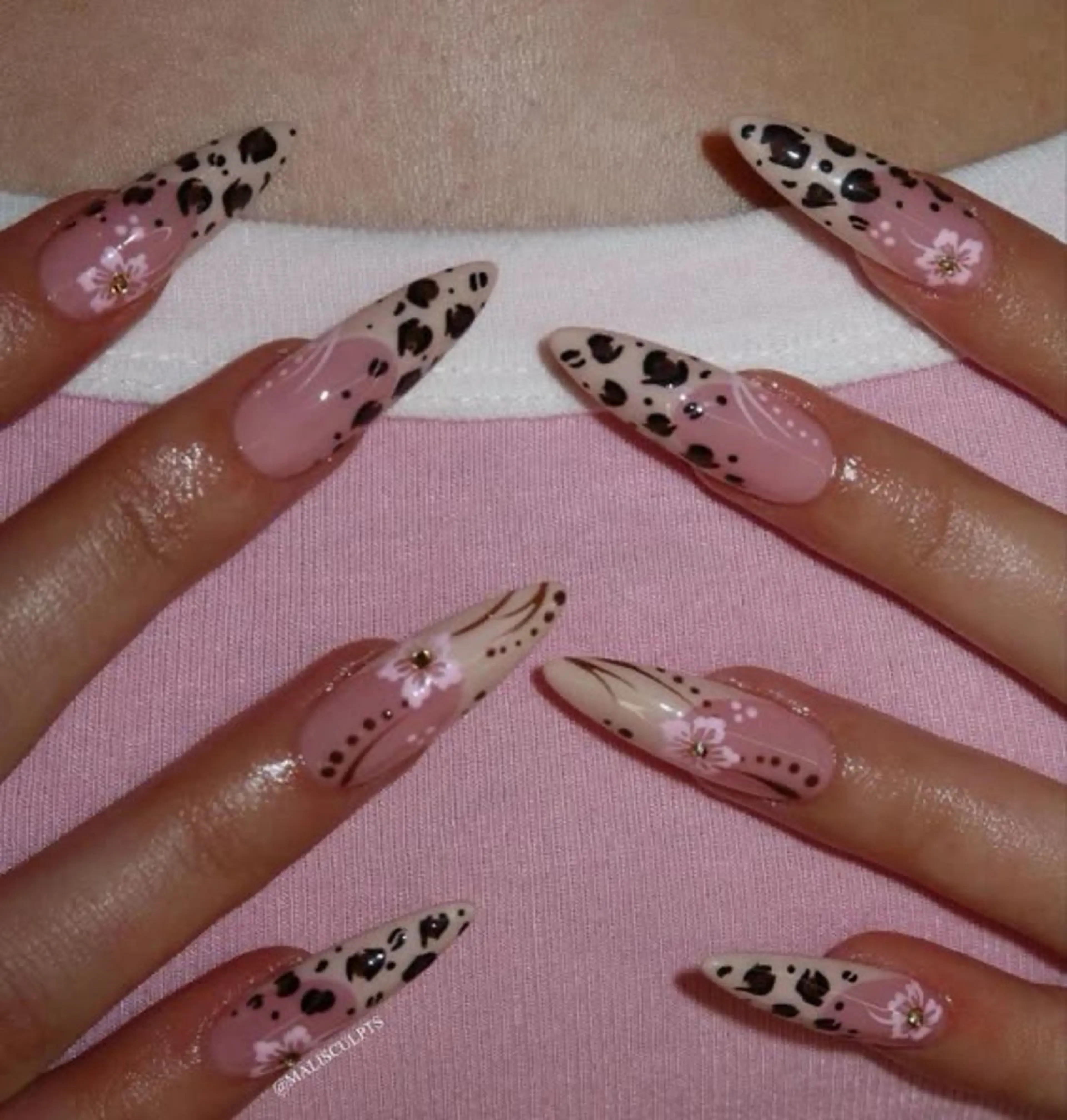 ネイル Queen Nailのネイルデザイン