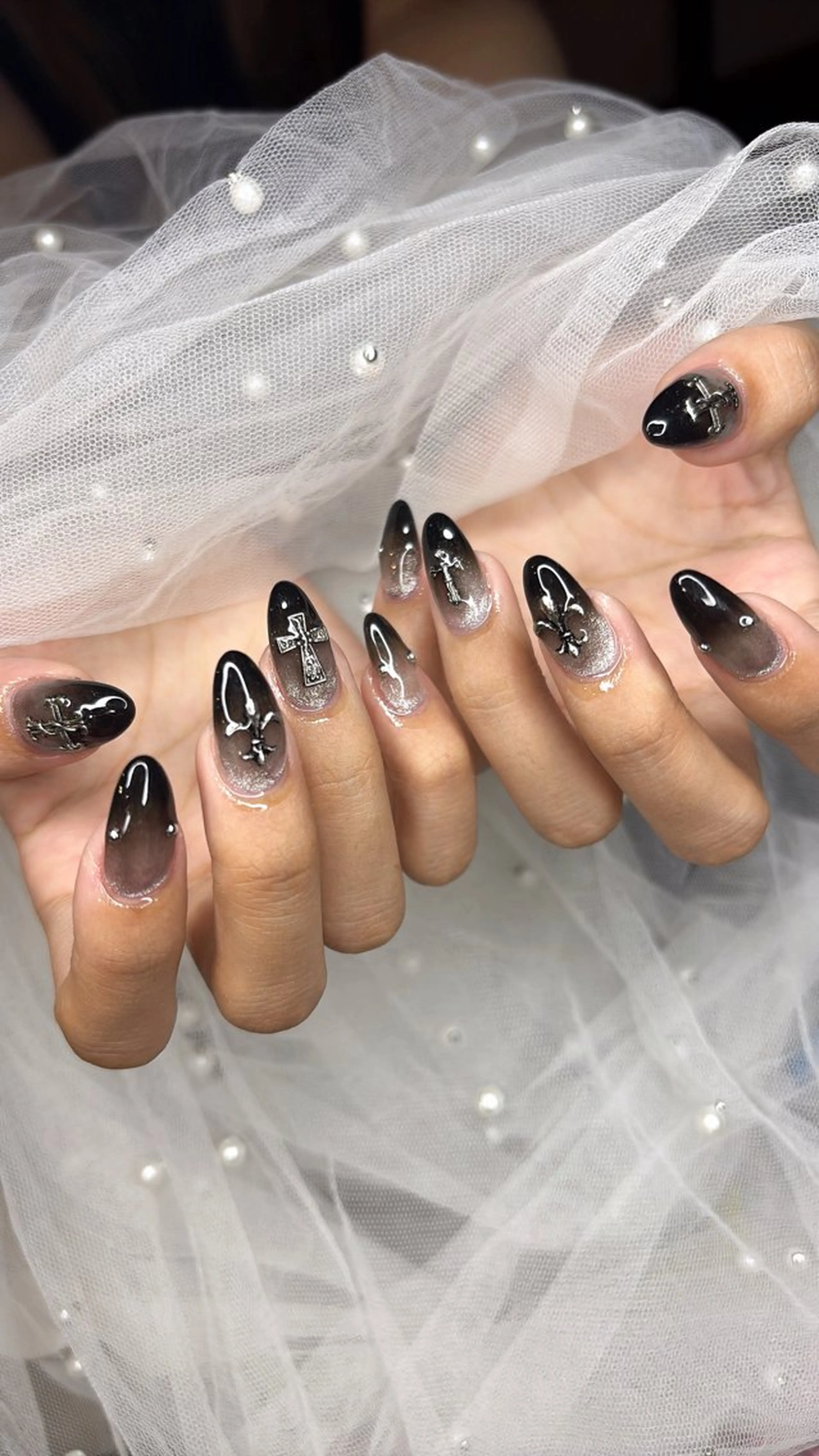 ネイル グラデーション マグネットネイル ハンドネイル happiness nailのネイルデザイン