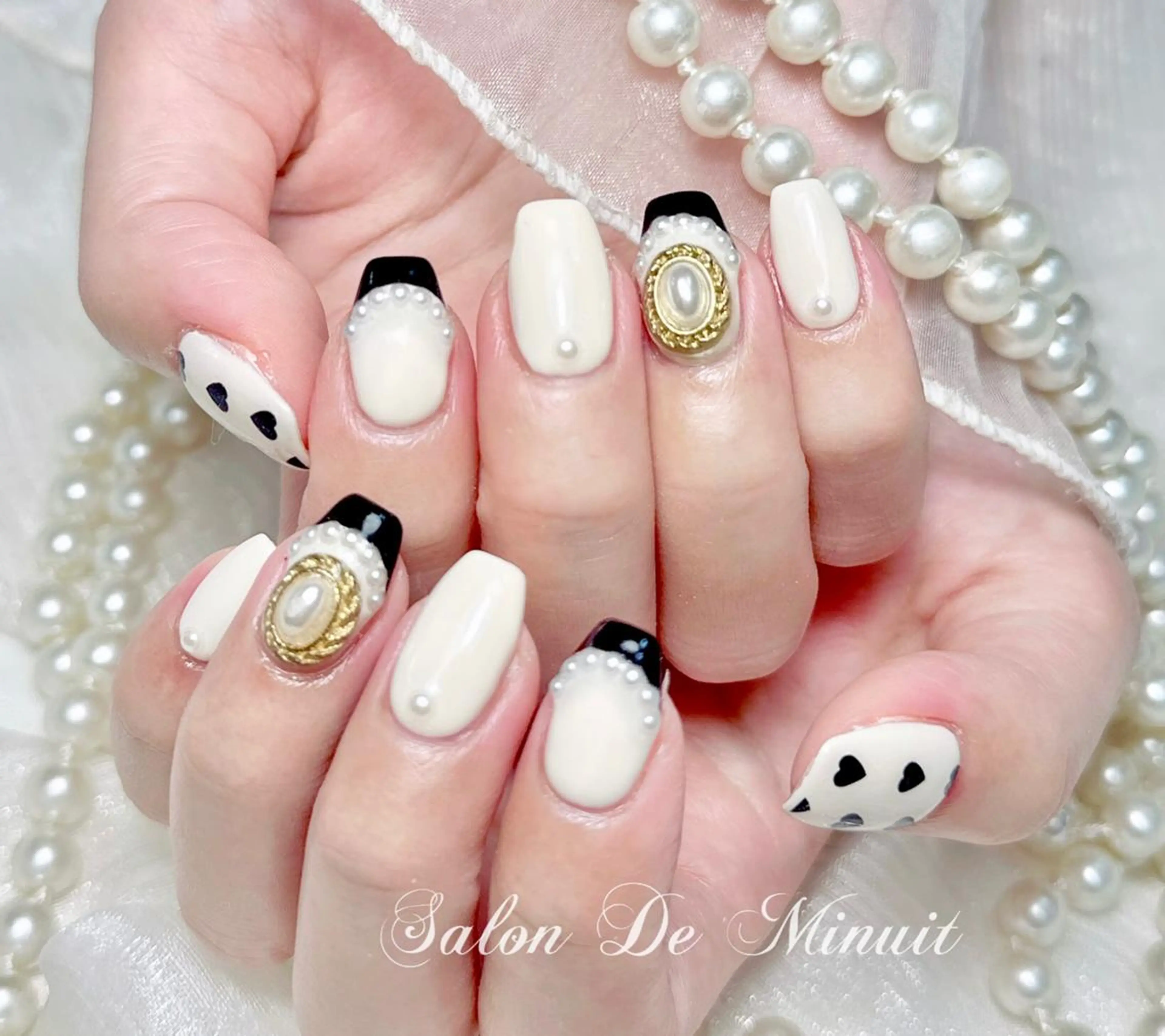 ネイル ハンドネイル ハンドケア Salon de Minuit🦩のネイルデザイン