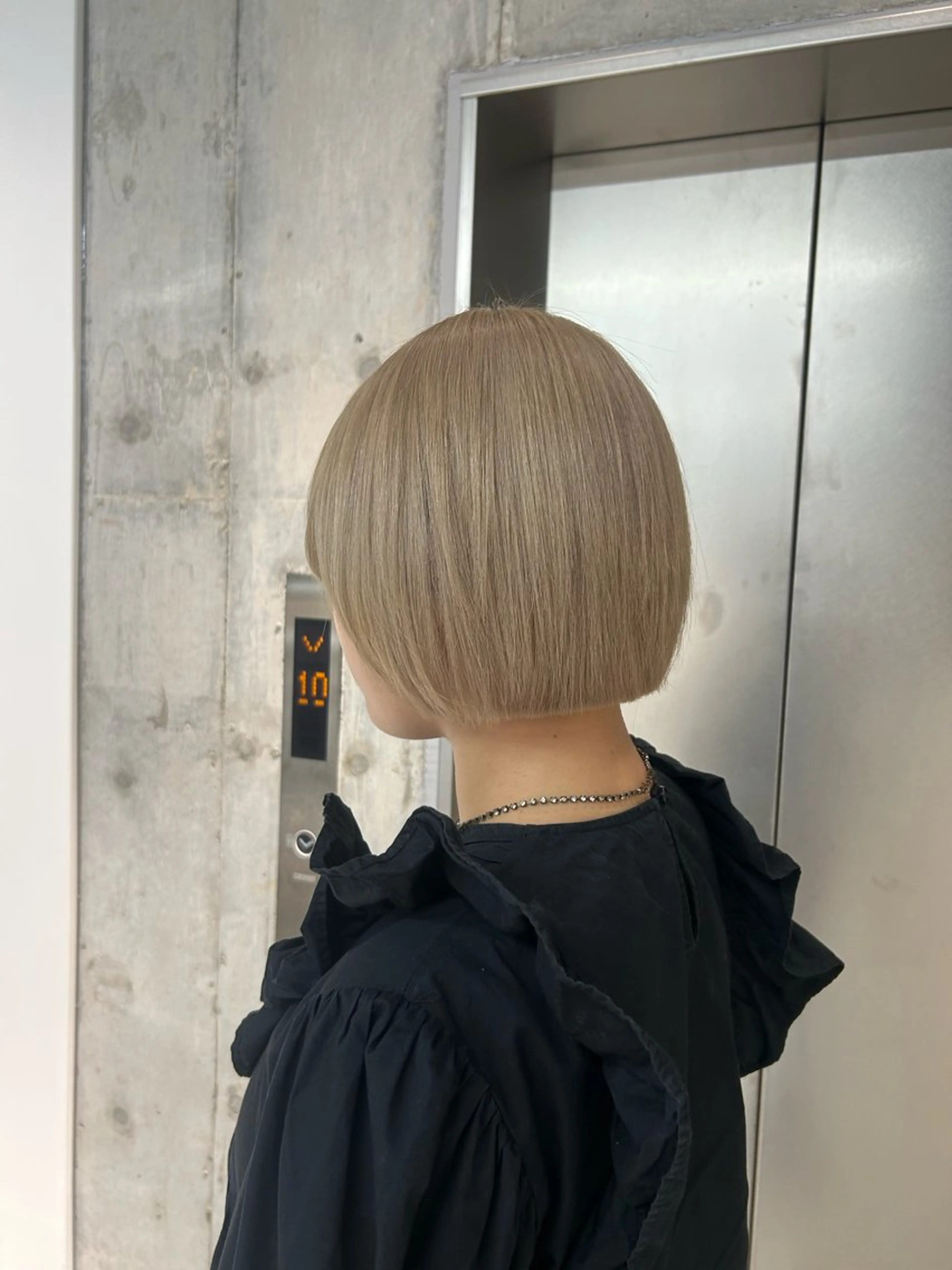 ショート ボブレイヤー ボブ レイヤーカット Lond Role所属・🎀透明感ブラウ ンshizuka🎀のヘアスタイル